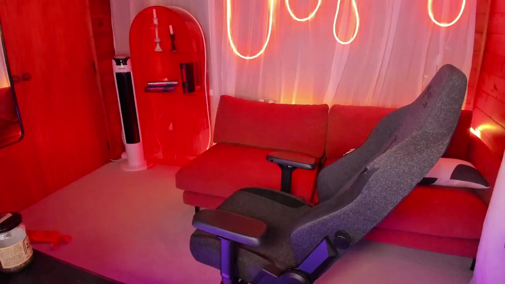 Gallery image thumbnail from Alice_NZ's myfreecams stream on, 11/03/2025, 08:32 image 13 of 20