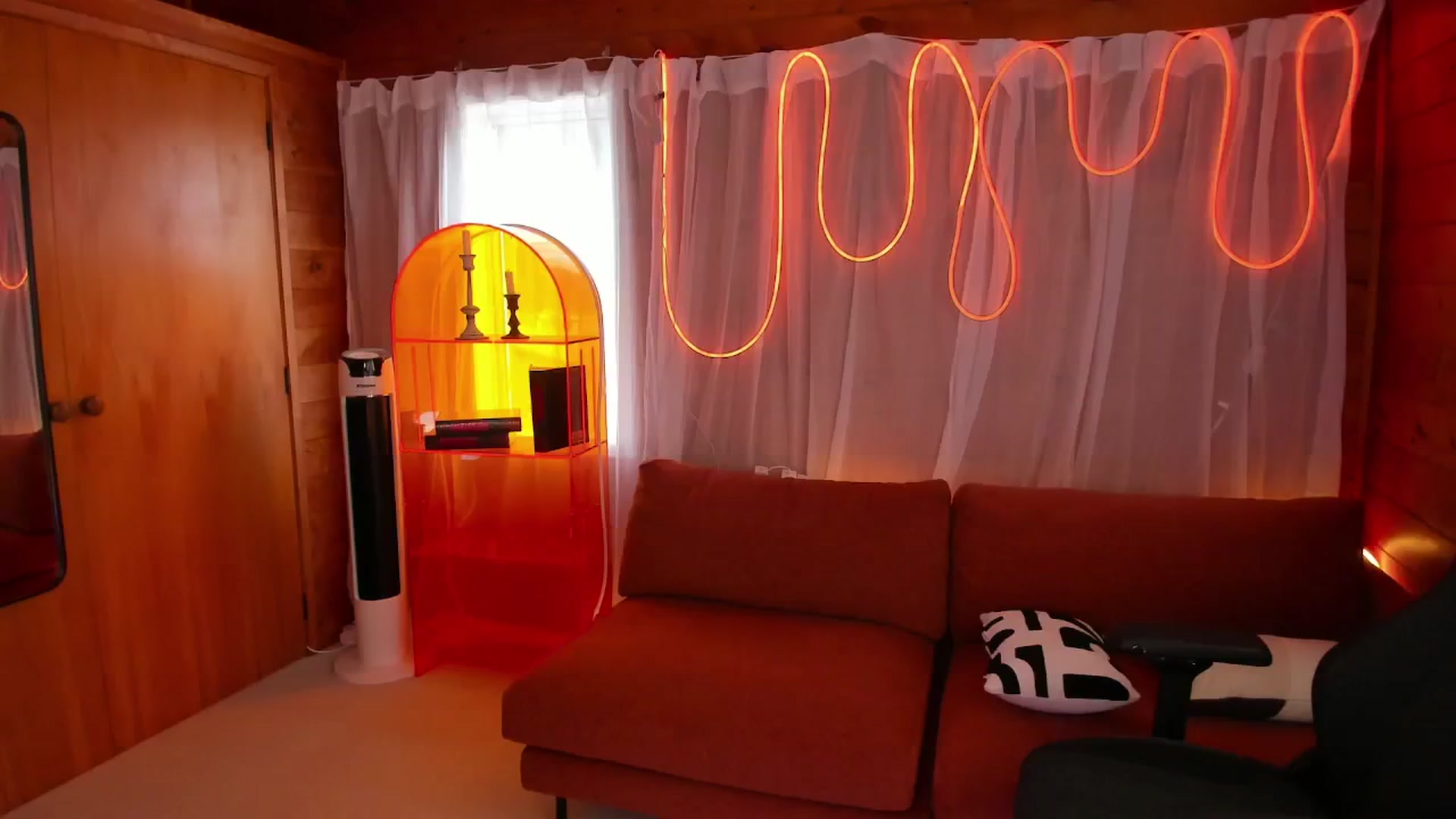 Gallery image thumbnail from Alice_NZ's myfreecams stream on, 11/04/2025, 04:29 image 11 of 20