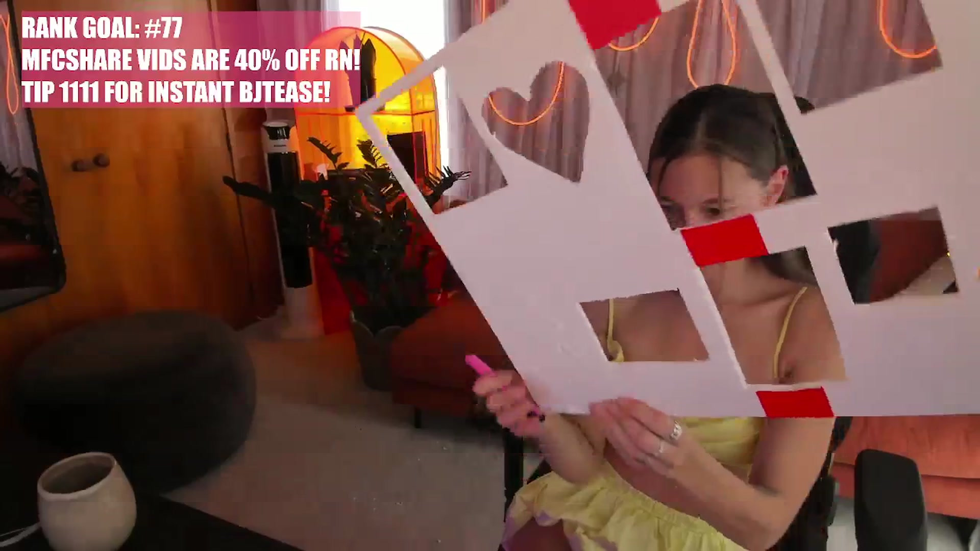 Gallery image thumbnail from Alice_NZ's myfreecams stream on, 11/25/2025, 08:21 image 7 of 20