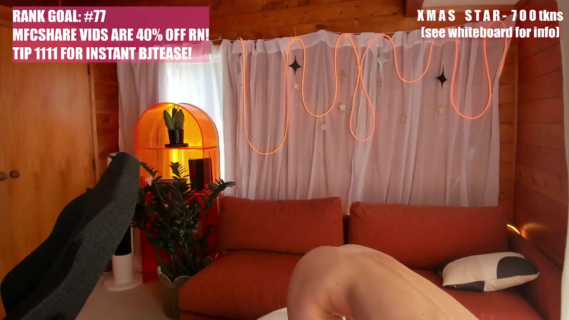Gallery image thumbnail from Alice_NZ's myfreecams stream on, 12/01/2025, 05:32 image 12 of 20