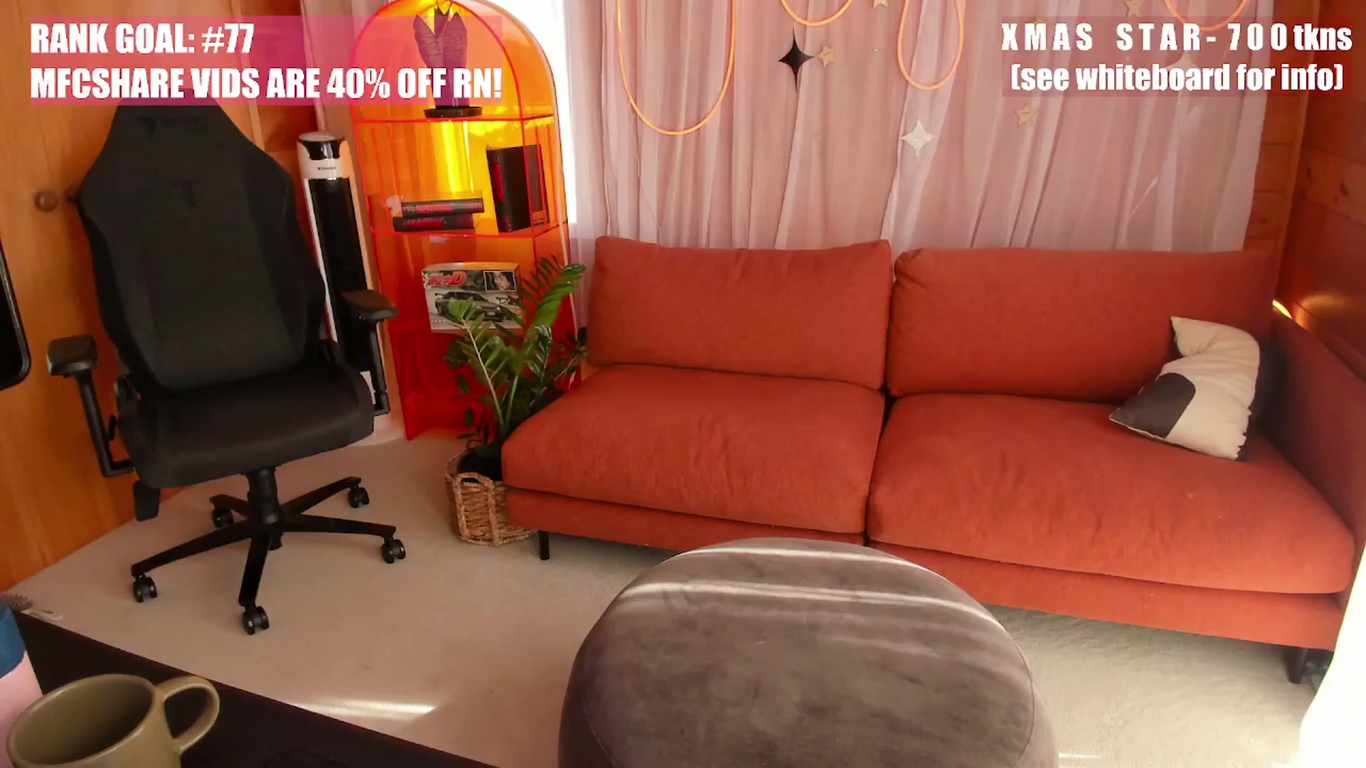 Gallery image thumbnail from Alice_NZ's myfreecams stream on, 12/07/2025, 04:29 image 18 of 20