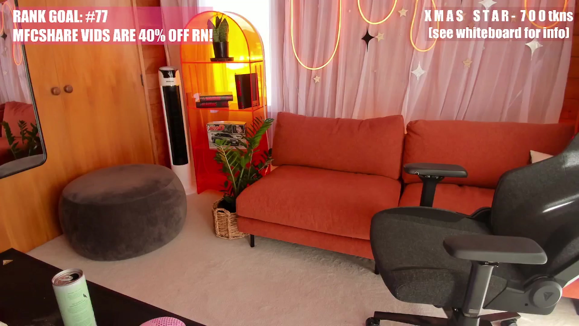 Gallery image thumbnail from Alice_NZ's myfreecams stream on, 12/09/2025, 02:16 image 10 of 20