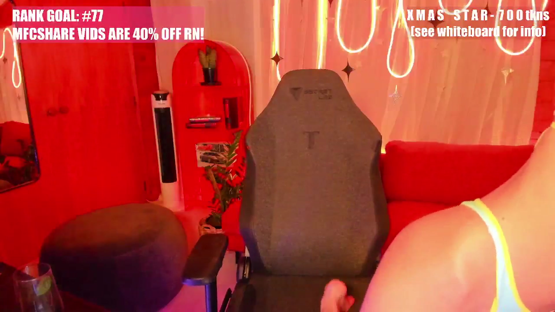 Gallery image thumbnail from Alice_NZ's myfreecams stream on, 12/13/2025, 09:54 image 9 of 20