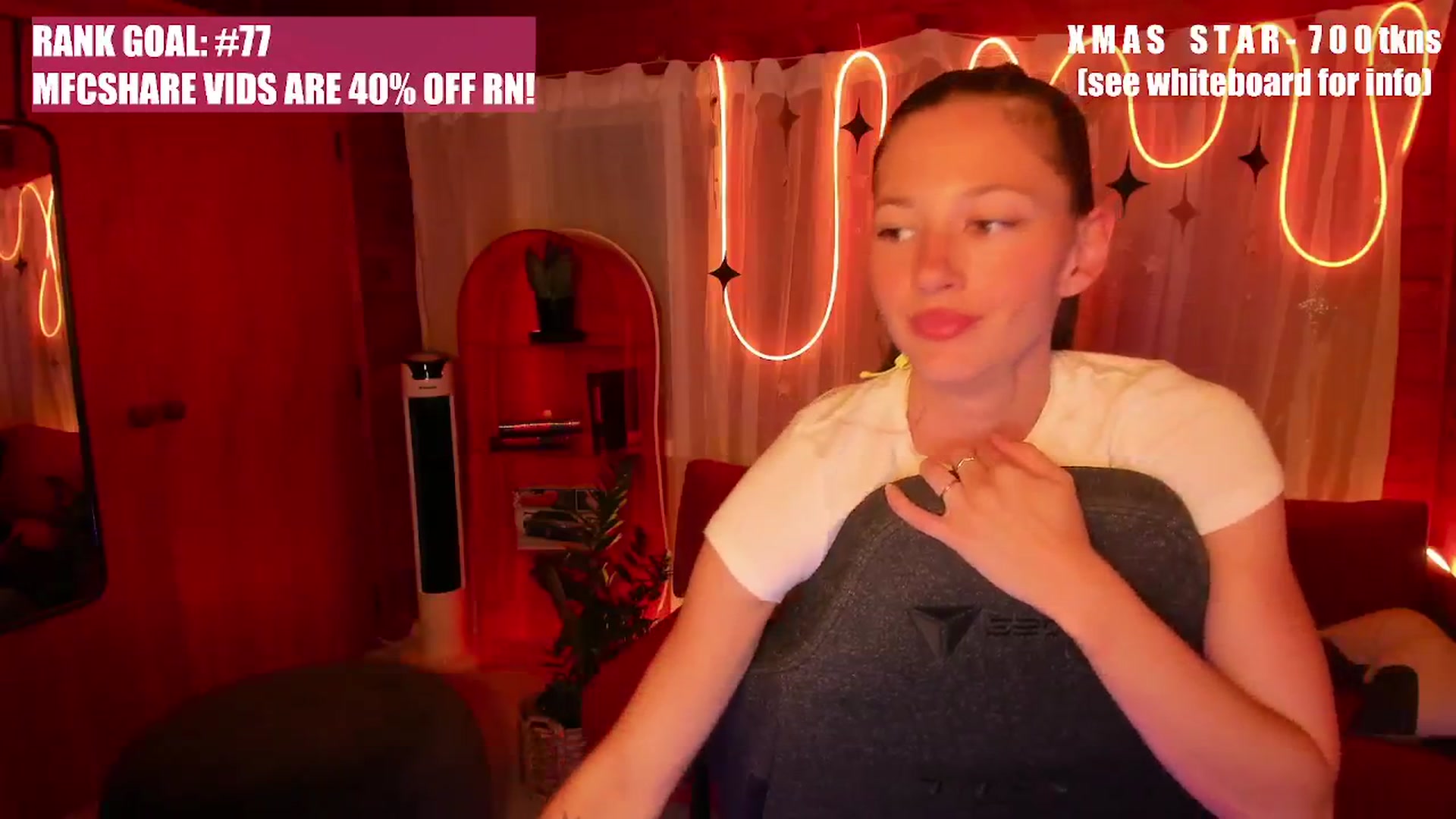 Gallery image thumbnail from Alice_NZ's myfreecams stream on, 12/13/2025, 09:54 image 5 of 20