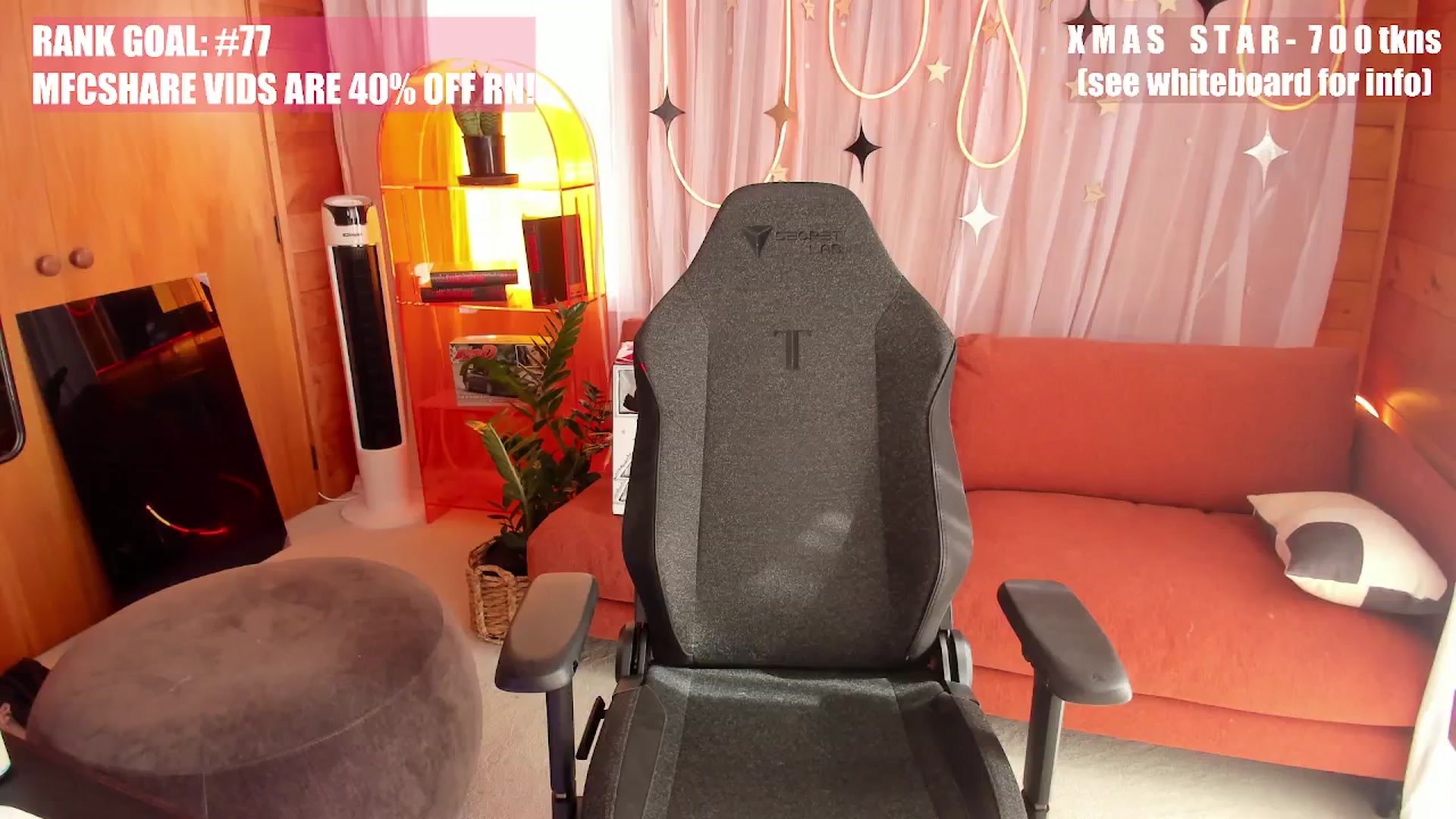 Gallery image thumbnail from Alice_NZ's myfreecams stream on, 12/19/2025, 04:57 image 9 of 20