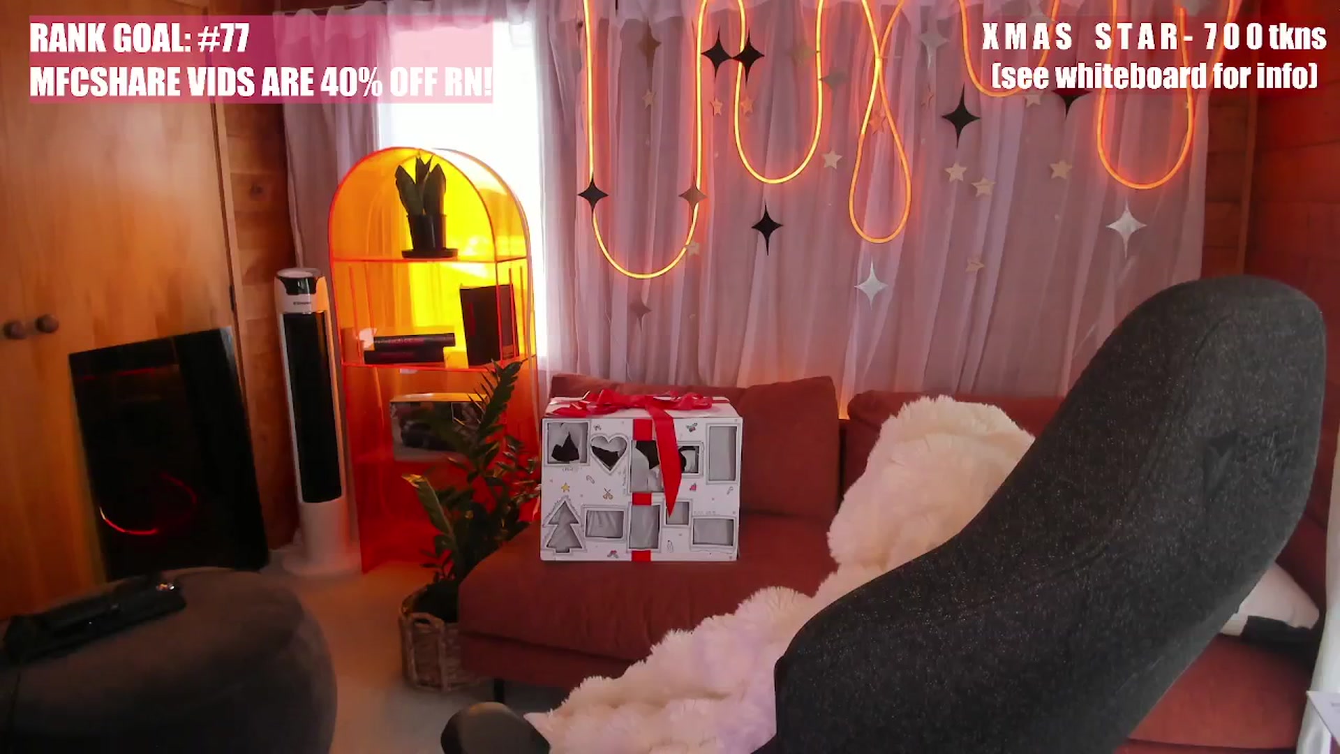 Gallery image thumbnail from Alice_NZ's myfreecams stream on, 12/20/2025, 23:46 image 17 of 20