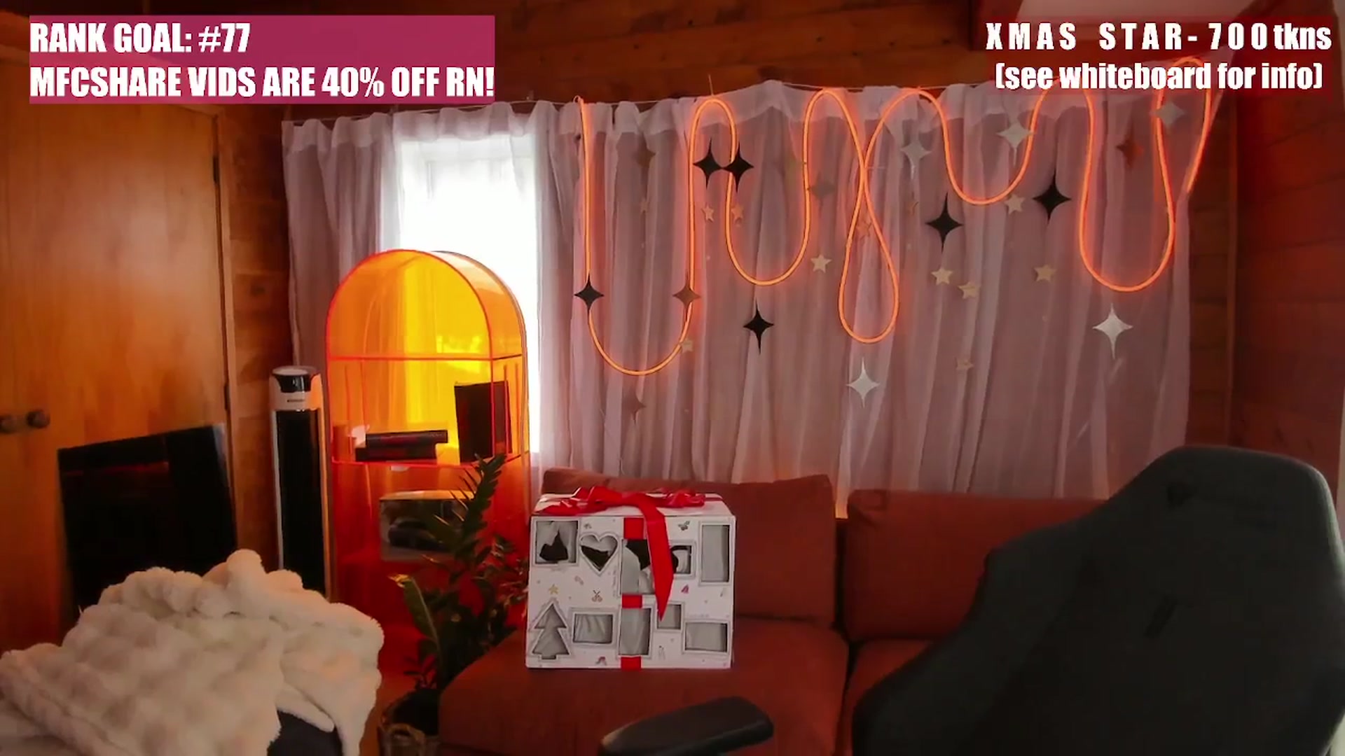 Gallery image thumbnail from Alice_NZ's myfreecams stream on, 12/21/2025, 23:55 image 17 of 20