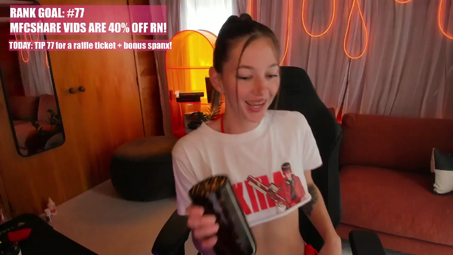 Gallery image thumbnail from Alice_NZ's myfreecams stream on, 12/29/2025, 02:30 image 7 of 20