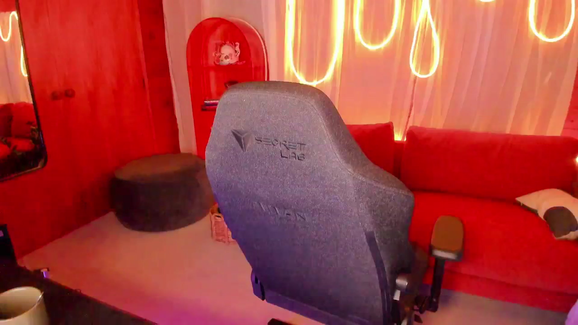 Gallery image thumbnail from Alice_NZ's myfreecams stream on, 01/10/2026, 09:07 image 18 of 20