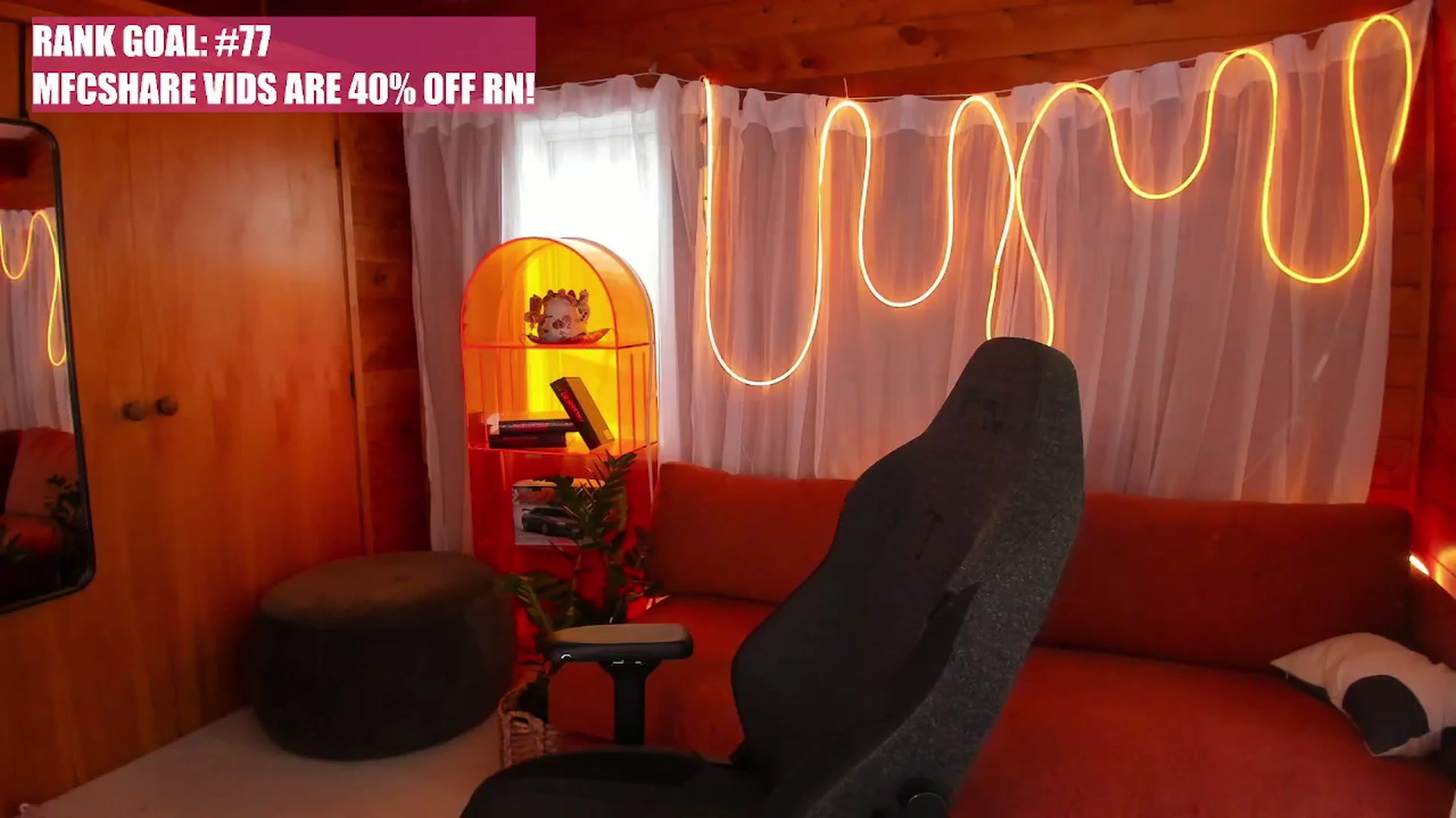 Gallery image thumbnail from Alice_NZ's myfreecams stream on, 01/15/2026, 05:03 image 9 of 20
