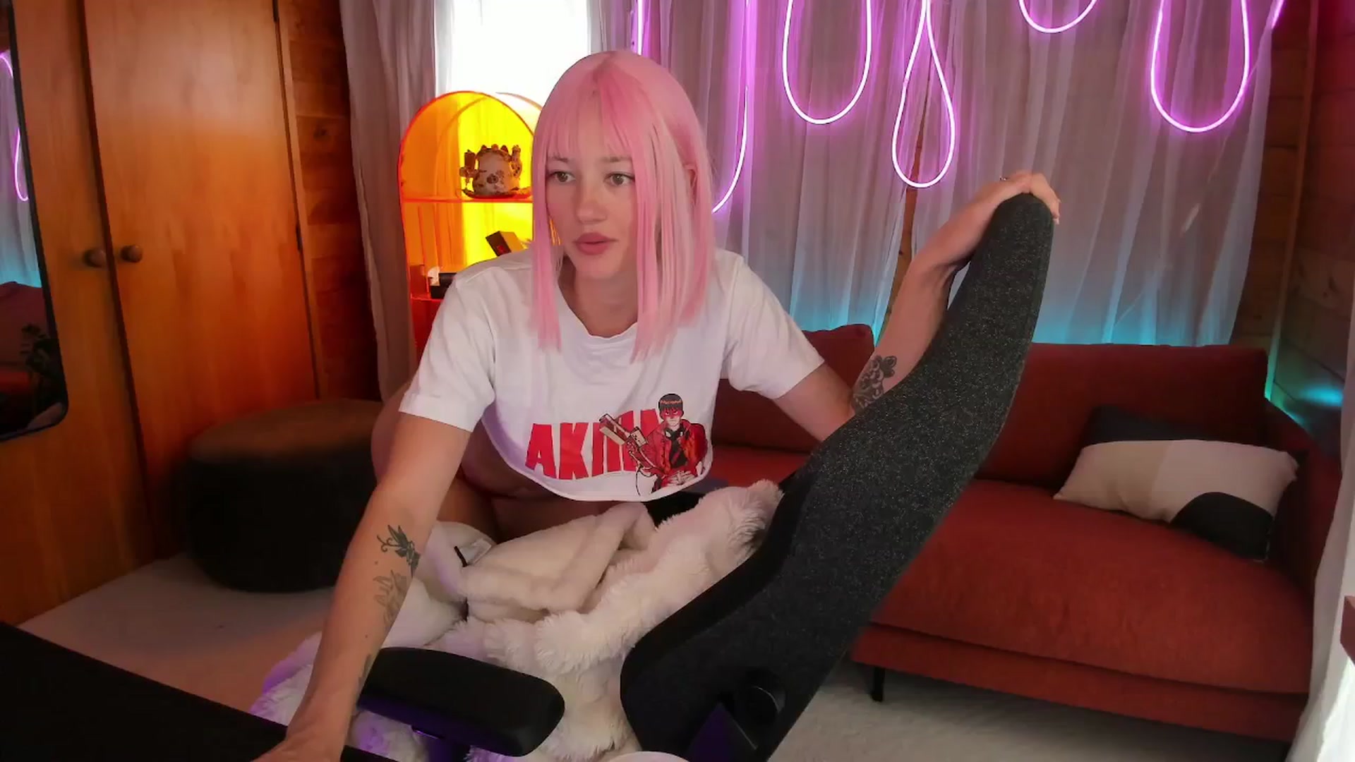 Gallery image thumbnail from Alice_NZ's myfreecams stream on, 01/25/2026, 24:12 image 9 of 20