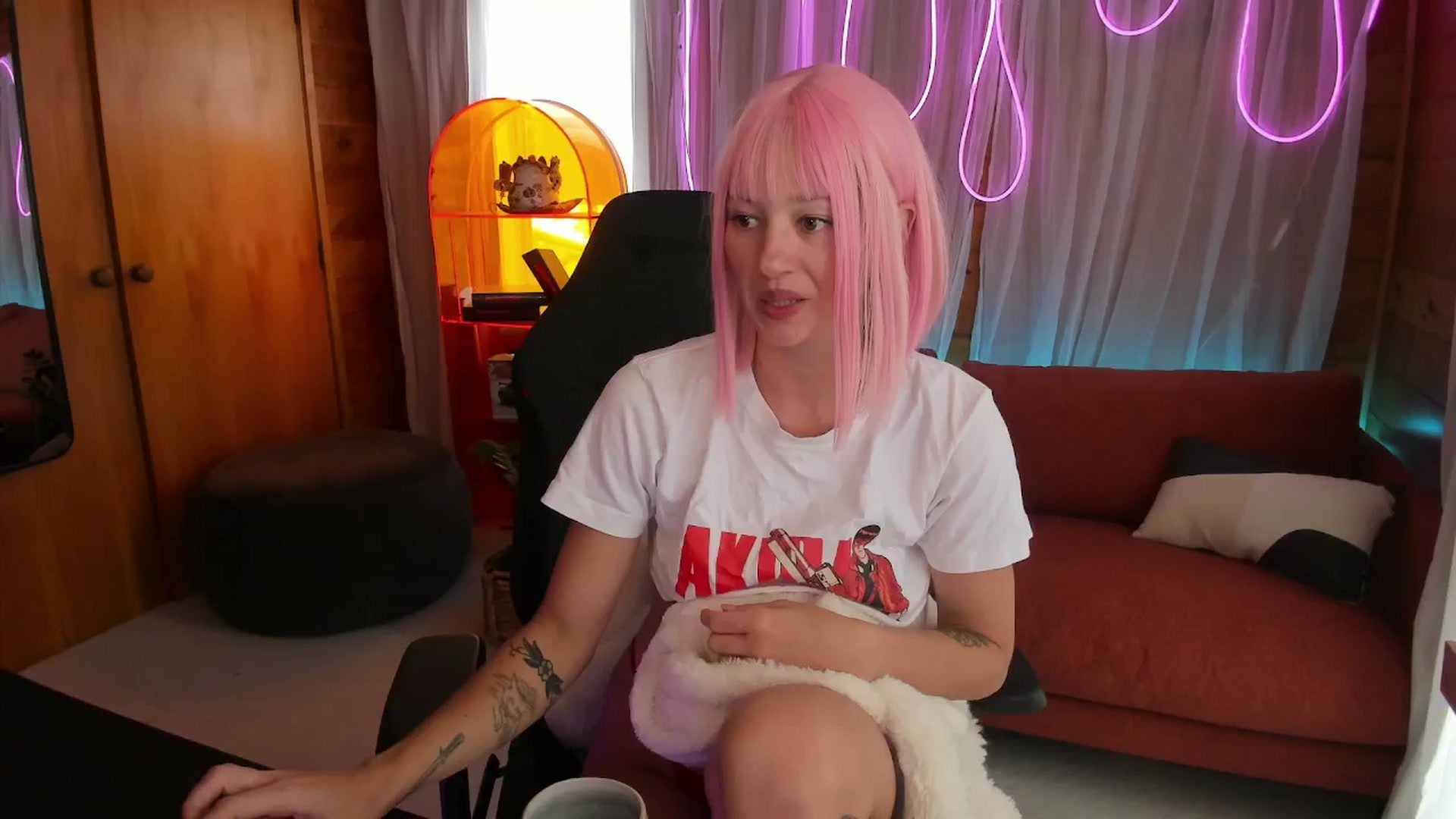 Gallery image thumbnail from Alice_NZ's myfreecams stream on, 01/25/2026, 24:12 image 6 of 20