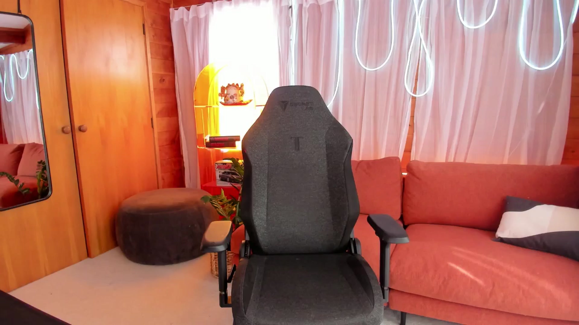 Gallery image thumbnail from Alice_NZ's myfreecams stream on, 02/10/2026, 02:45 image 14 of 20