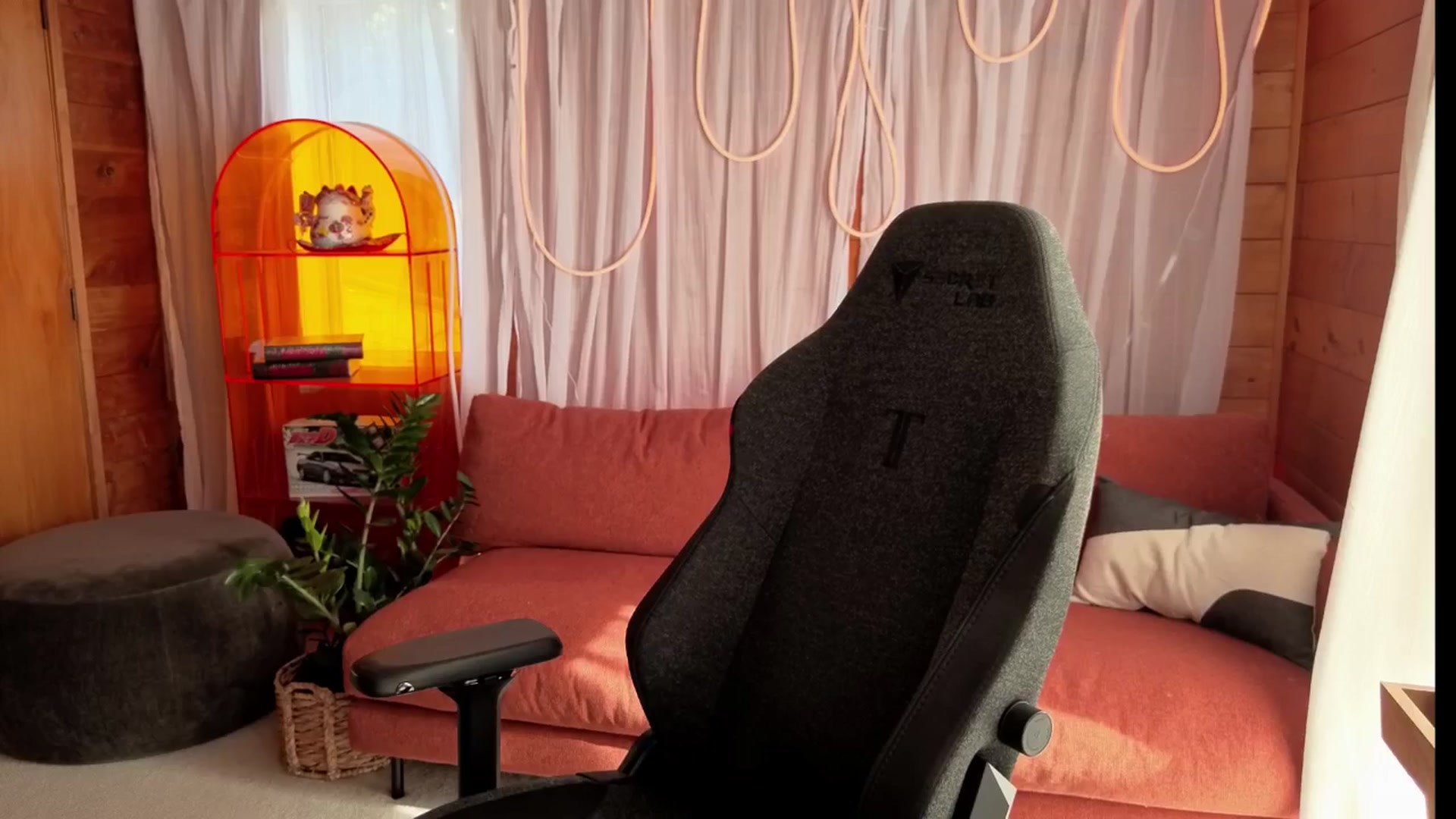 Gallery image thumbnail from Alice_NZ's myfreecams stream on, 02/22/2026, 04:03 image 2 of 20