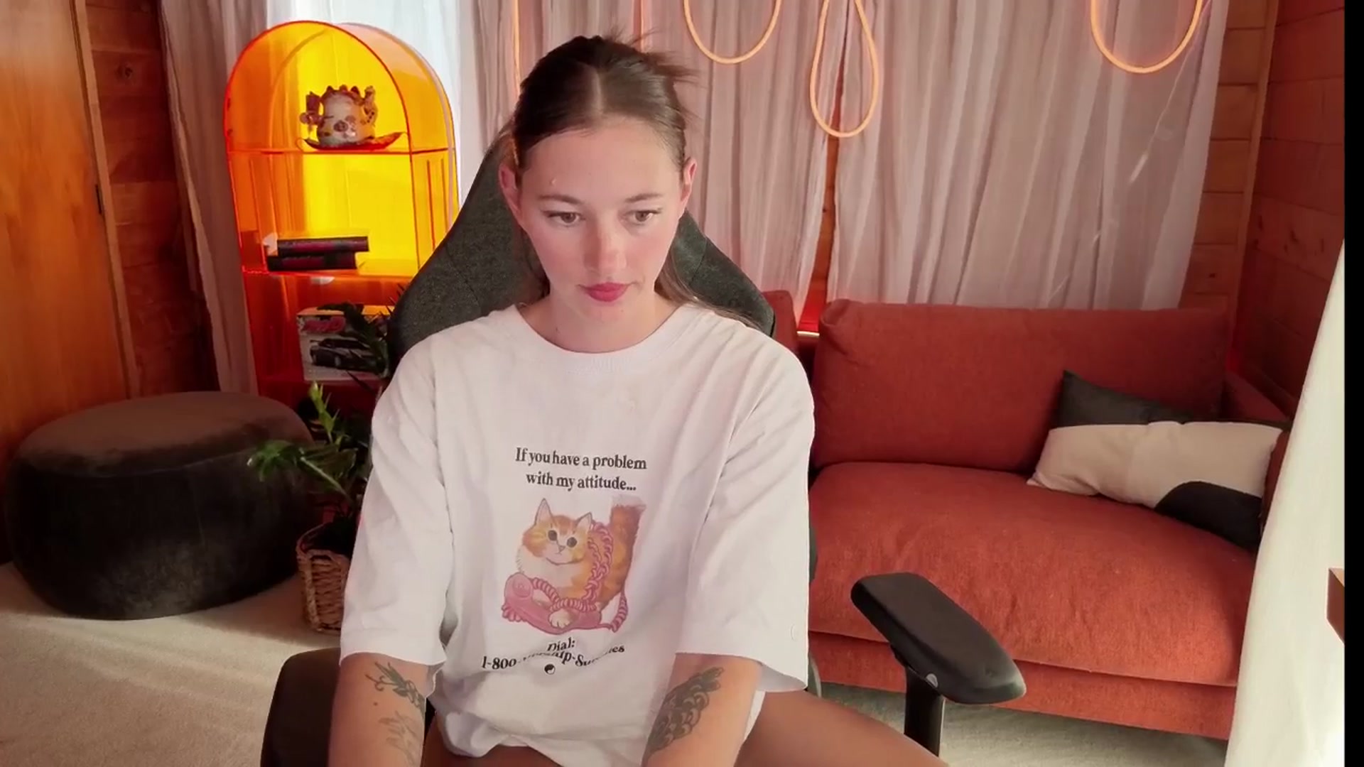 Gallery image thumbnail from Alice_NZ's myfreecams stream on, 02/26/2026, 04:35 image 4 of 20
