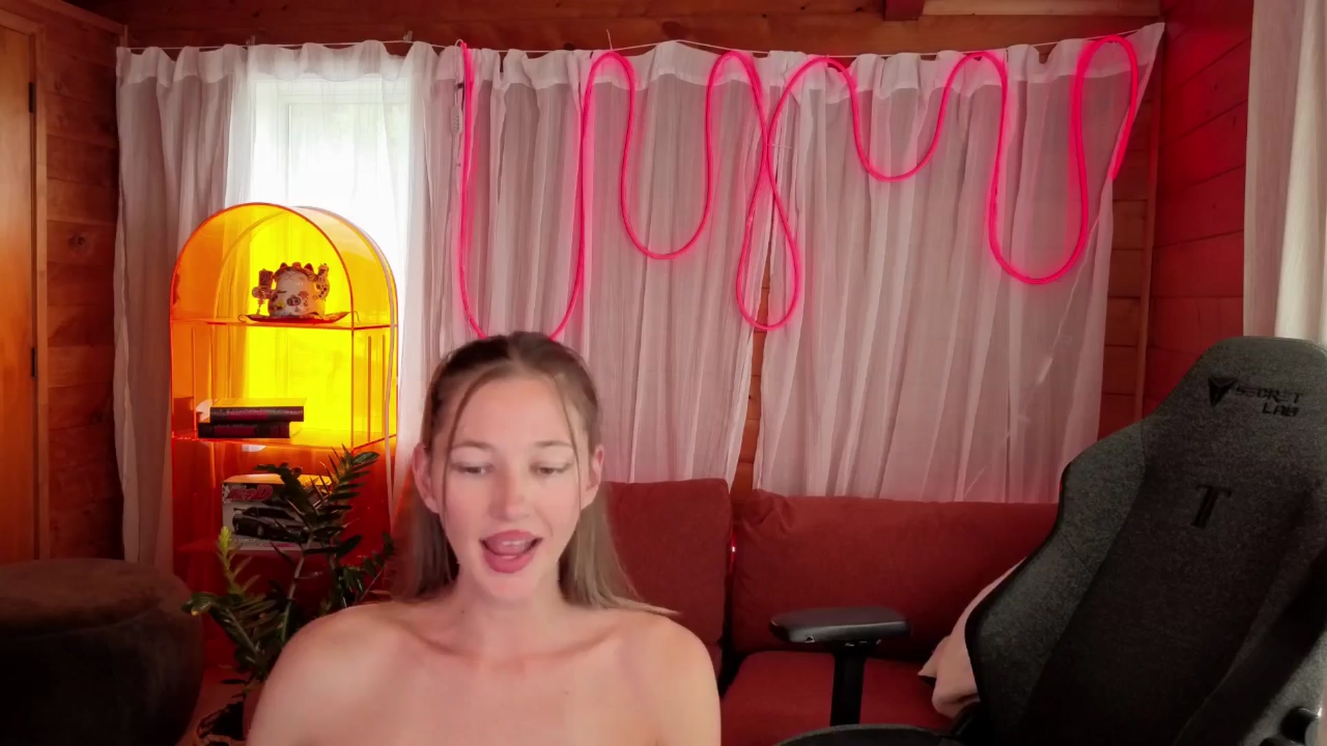 Gallery image thumbnail from Alice_NZ's myfreecams stream on, 03/09/2026, 03:12 image 11 of 20