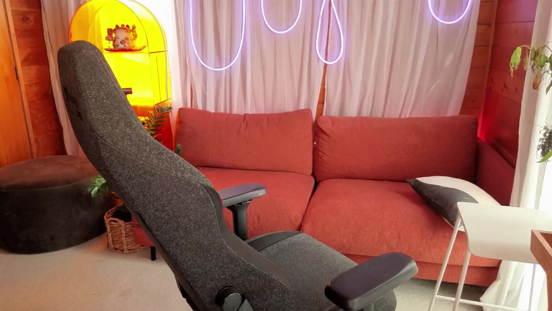 Gallery image thumbnail from Alice_NZ's myfreecams stream on, 04/01/2026, 02:50 image 12 of 20