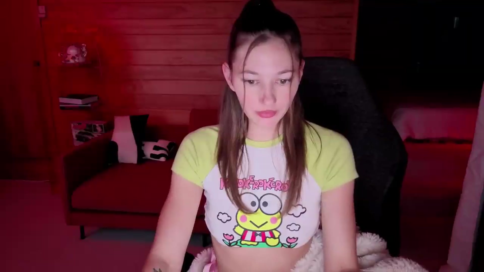 Gallery image thumbnail from Alice_NZ's myfreecams stream on, 05/24/2026, 06:21 image 3 of 20