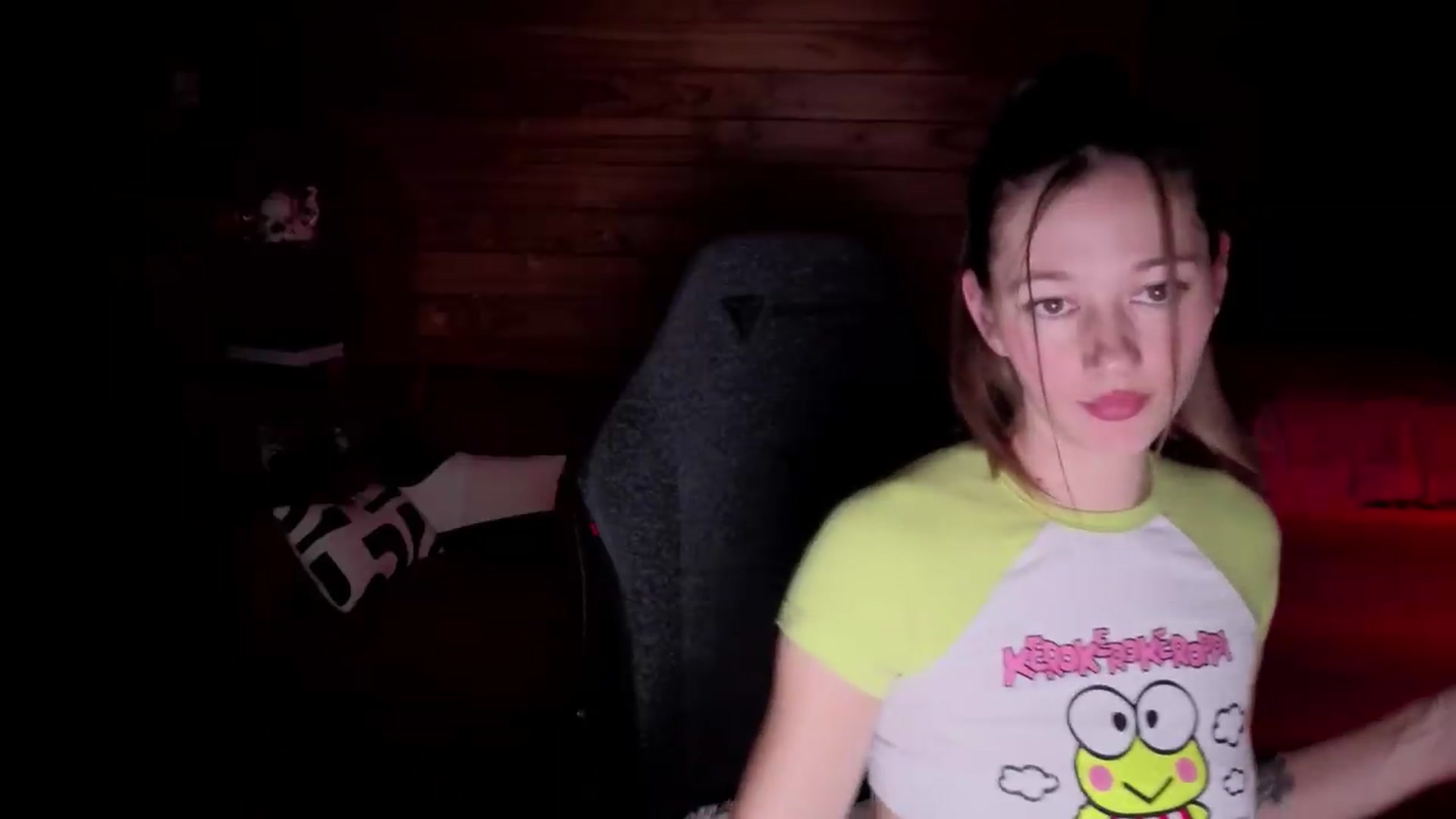 Gallery image thumbnail from Alice_NZ's myfreecams stream on, 06/24/2026, 08:46 image 8 of 20