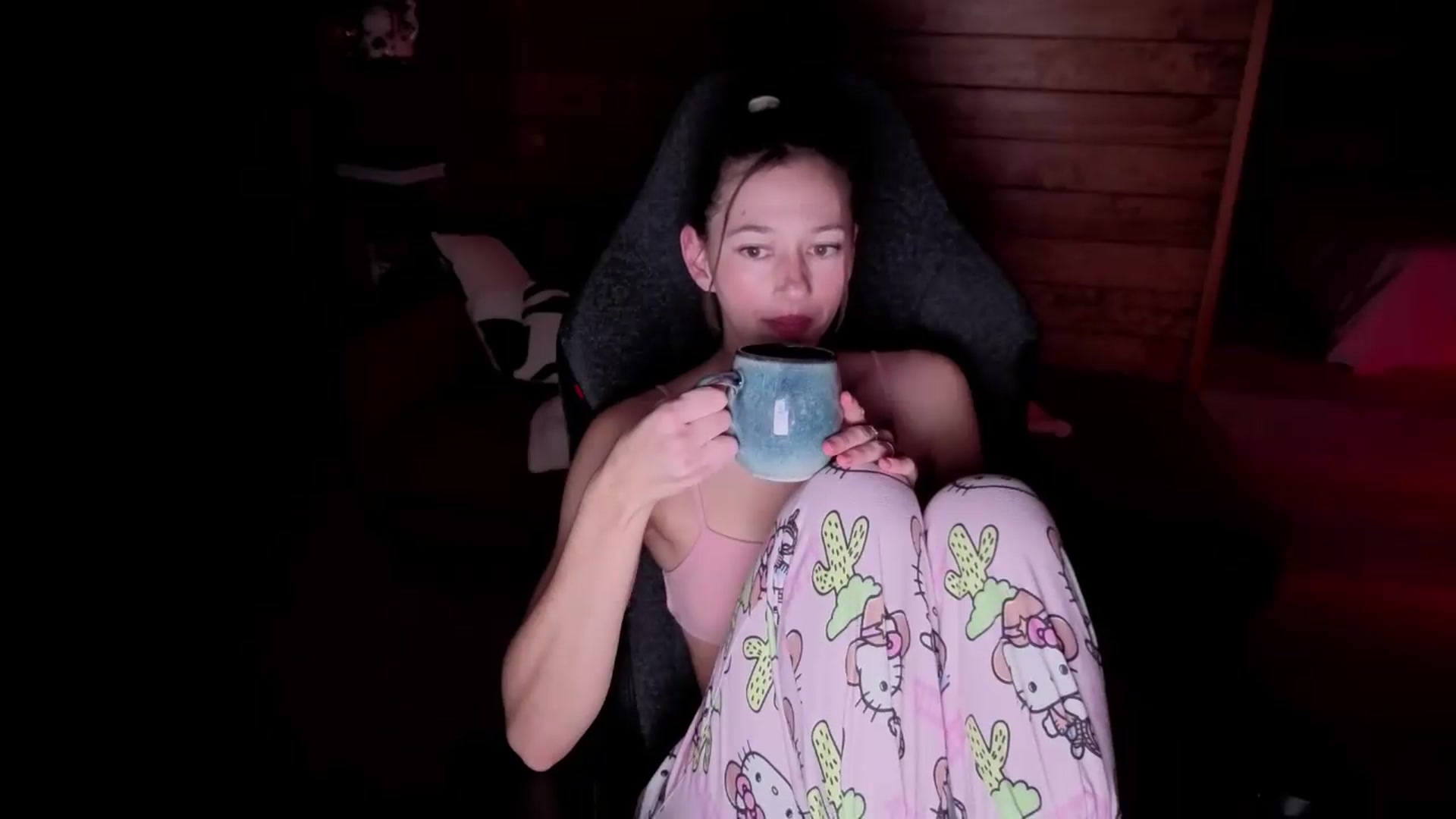 Gallery image thumbnail from Alice_NZ's myfreecams stream on, 06/28/2026, 08:18 image 5 of 20