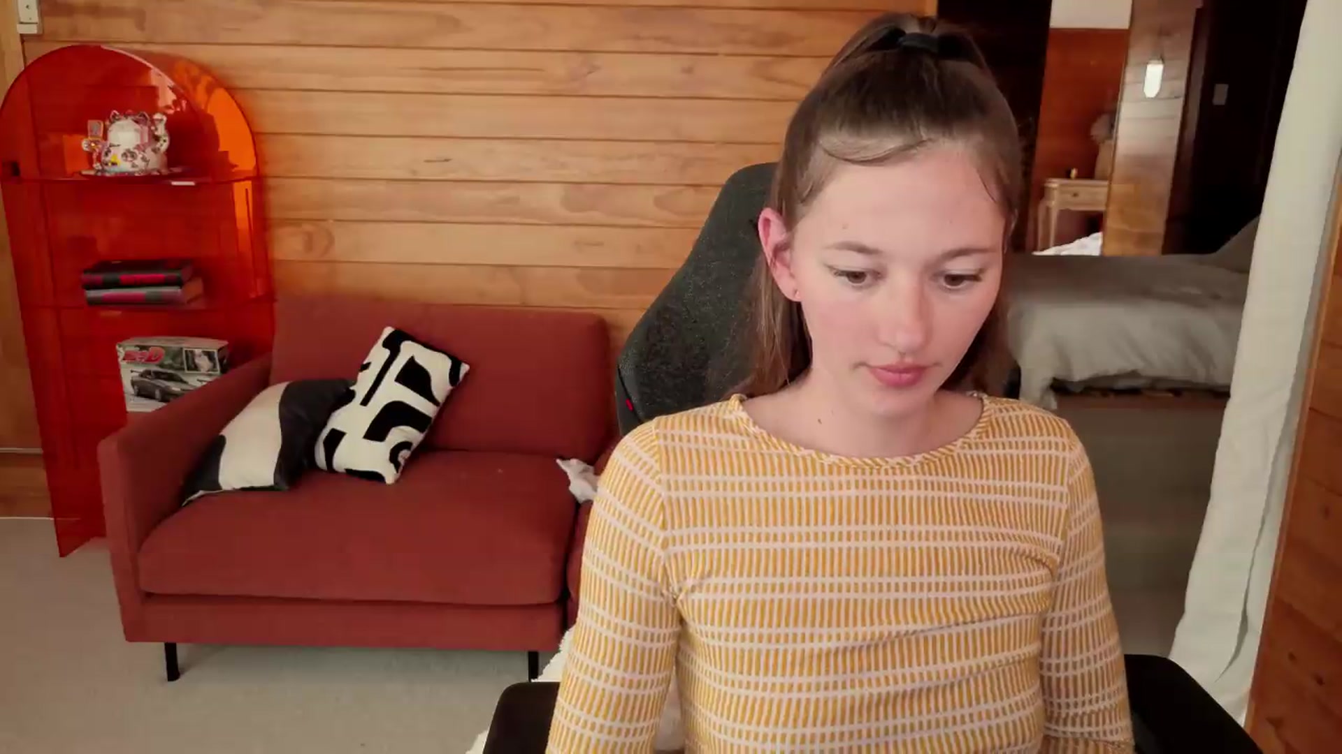 Gallery image thumbnail from Alice_NZ's myfreecams stream on, 07/24/2026, 02:33 image 17 of 20