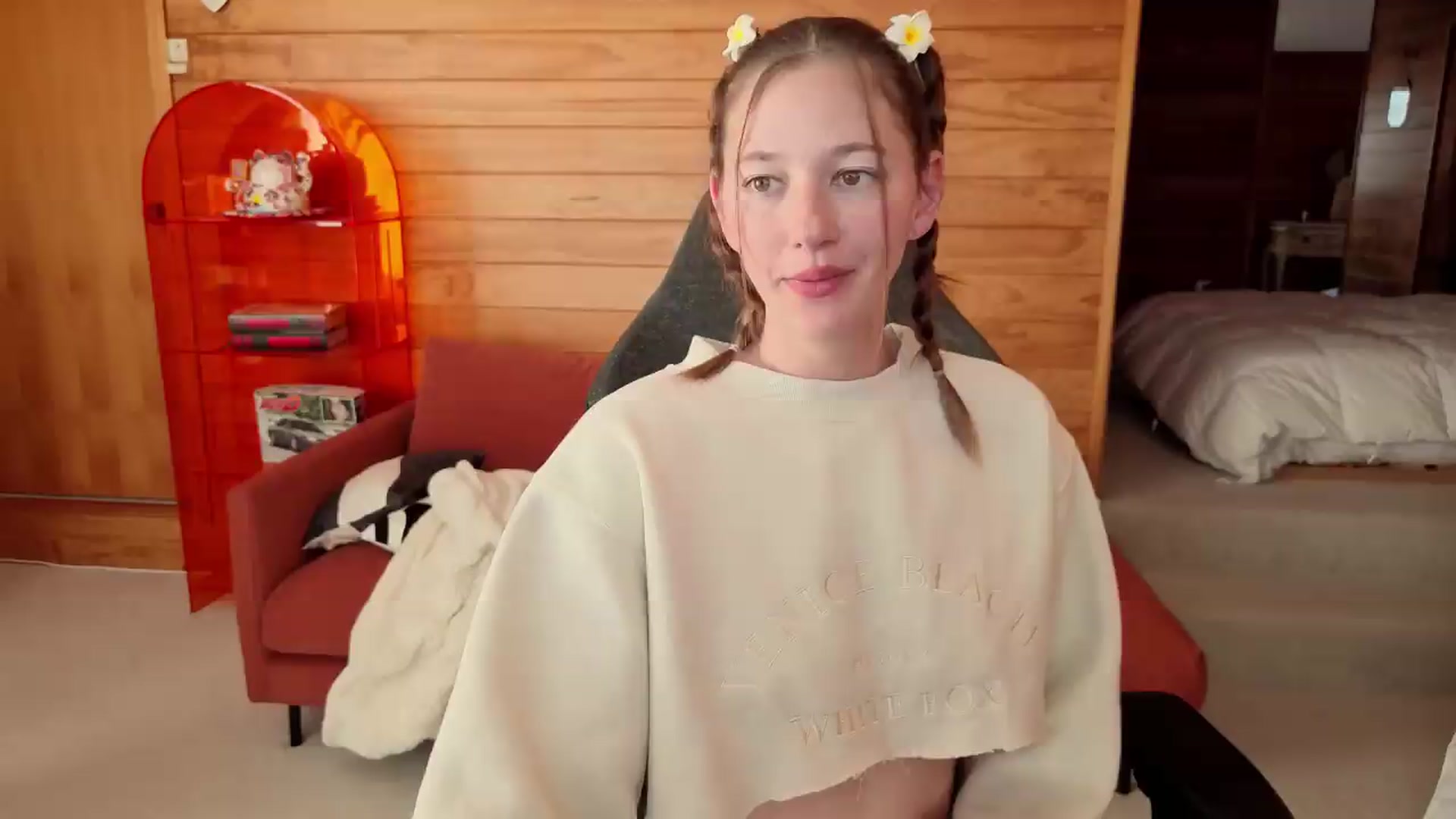 Gallery image thumbnail from Alice_NZ's myfreecams stream on, 07/29/2026, 01:50 image 12 of 20