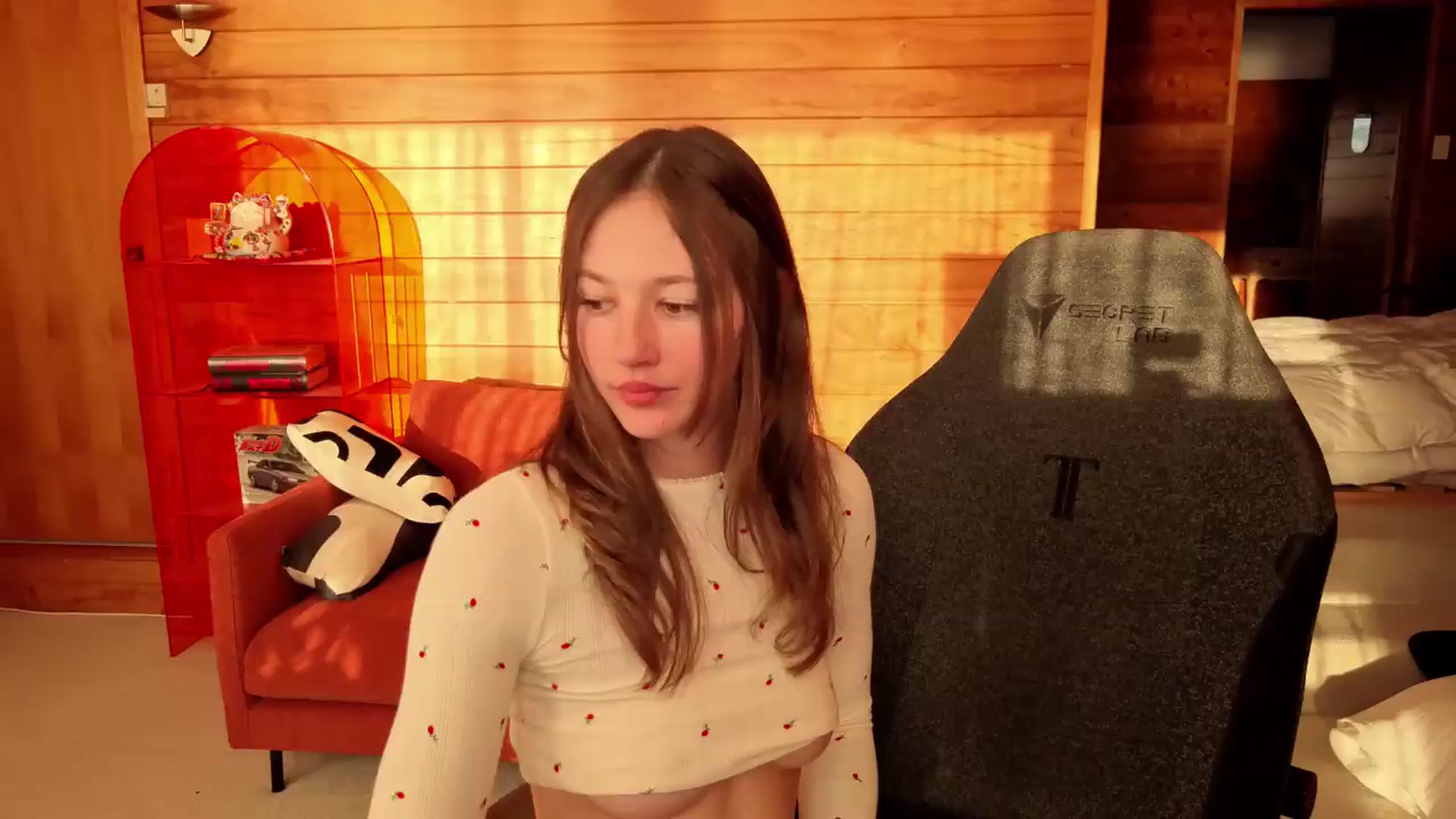 Gallery image thumbnail from Alice_NZ's myfreecams stream on, 08/06/2026, 05:01 image 19 of 20