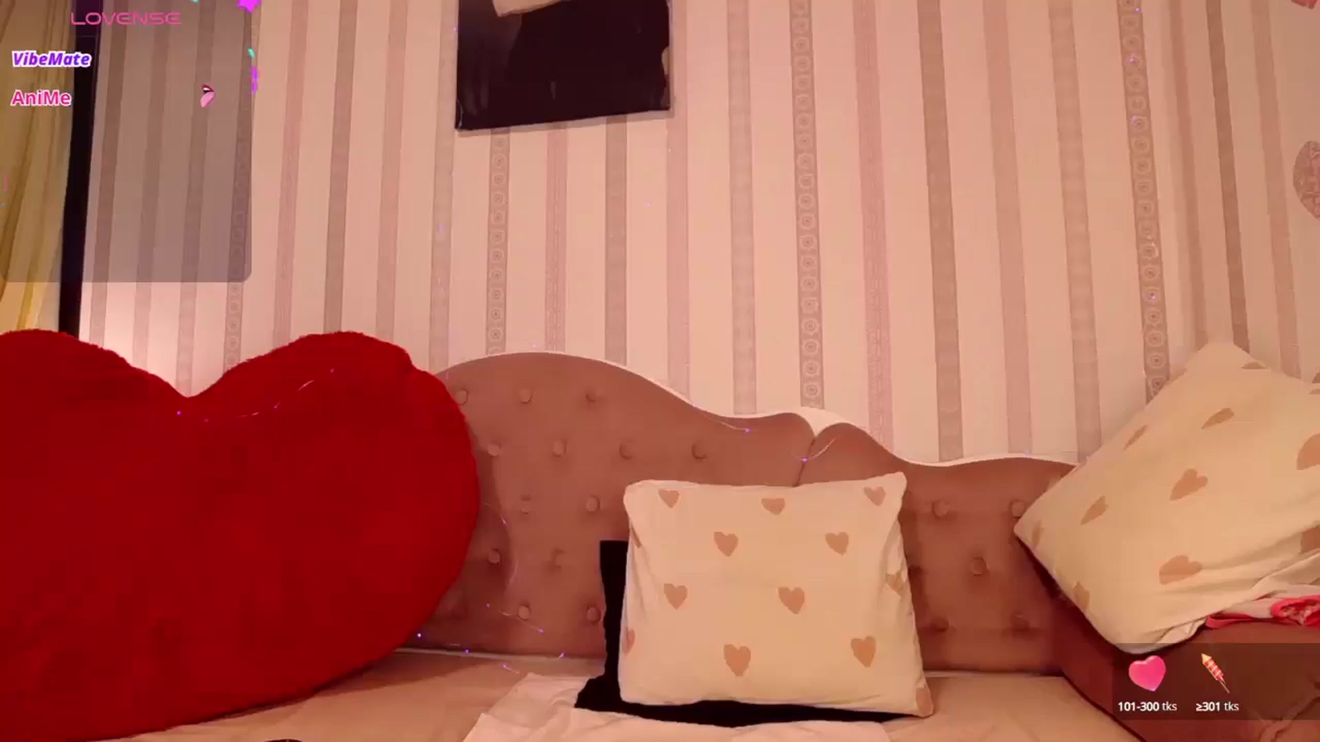 Gallery image thumbnail from Alice_Nikke's myfreecams stream on, 05/07/2025, 23:36 image 10 of 20