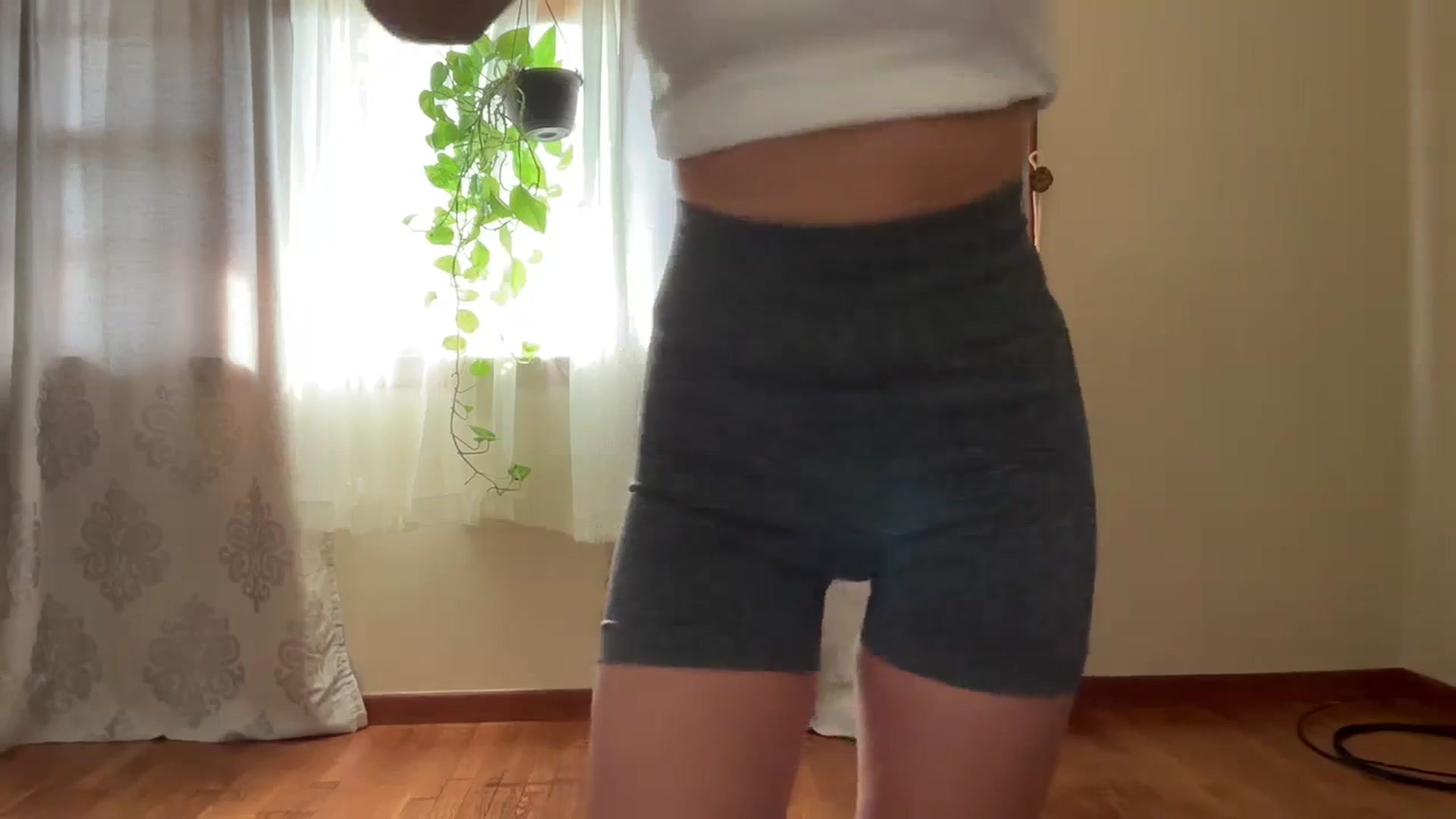 Gallery image thumbnail from Alice_Purr's myfreecams stream on, 11/07/2023, 19:23 image 6 of 20