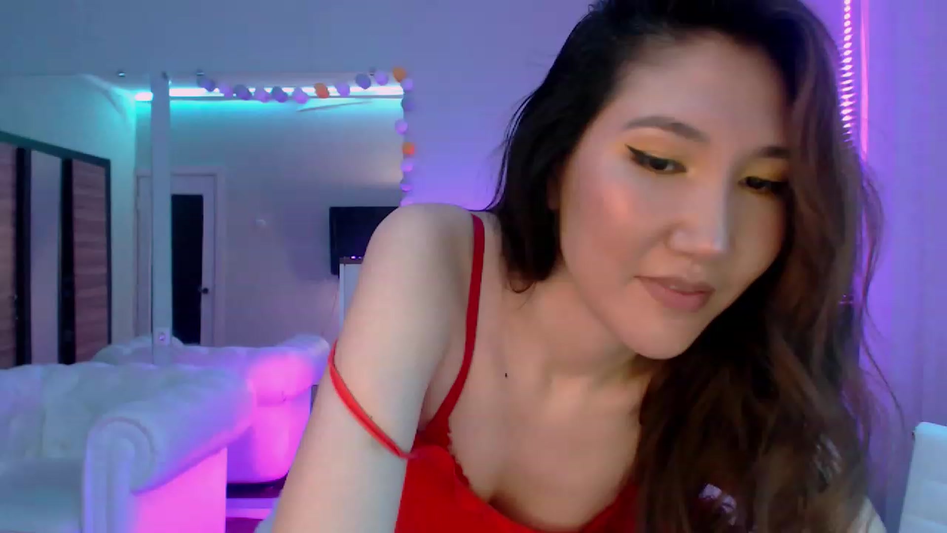 Gallery image thumbnail from Alice_Queen's myfreecams stream on, 11/20/2022, 02:44 image 12 of 20