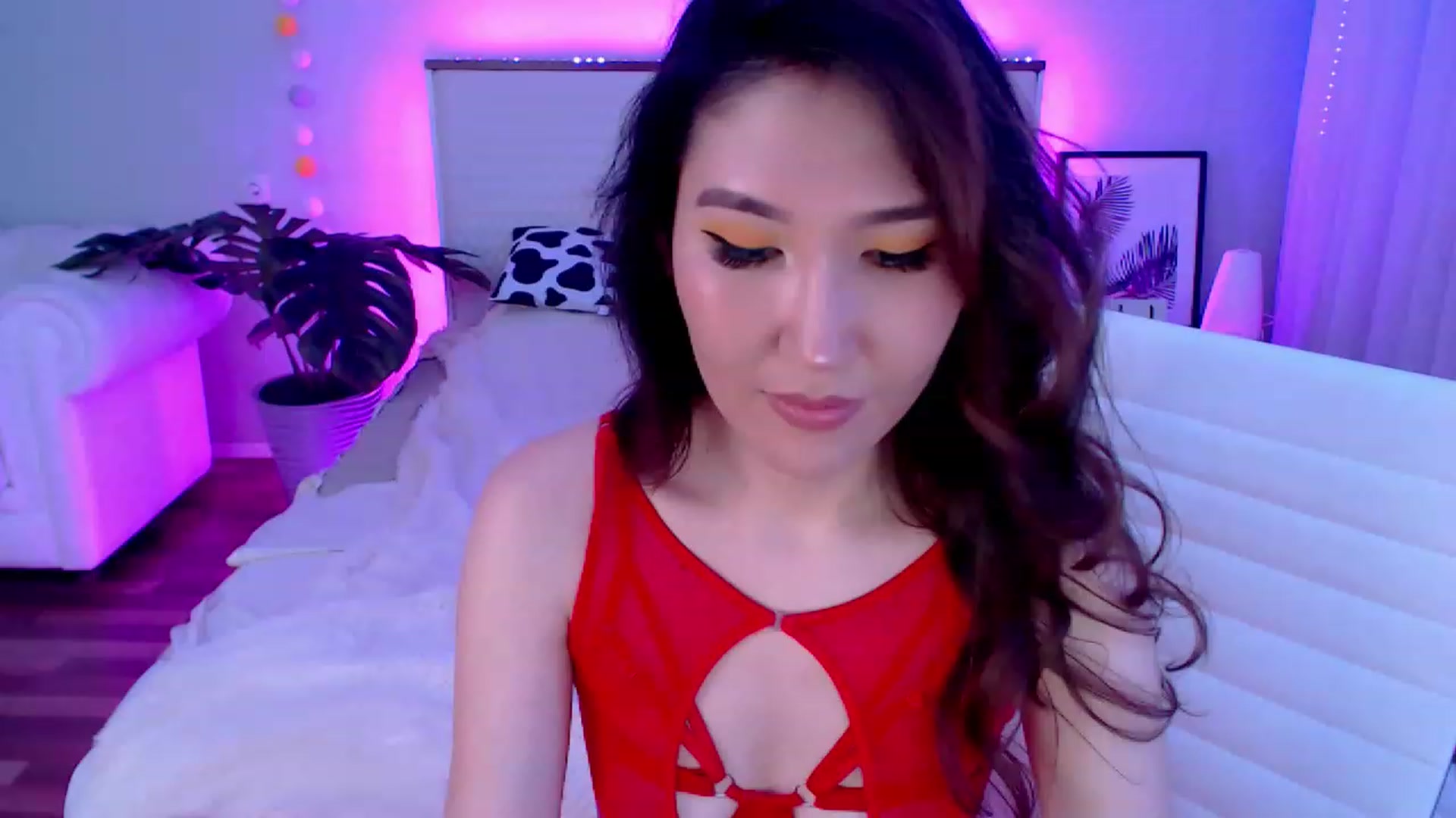 Gallery image thumbnail from Alice_Queen's myfreecams stream on, 12/28/2022, 01:34 image 19 of 20