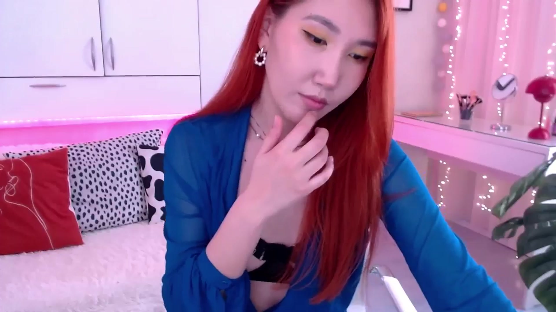 Gallery image thumbnail from Alice_Queen's myfreecams stream on, 04/27/2024, 10:25 image 19 of 20