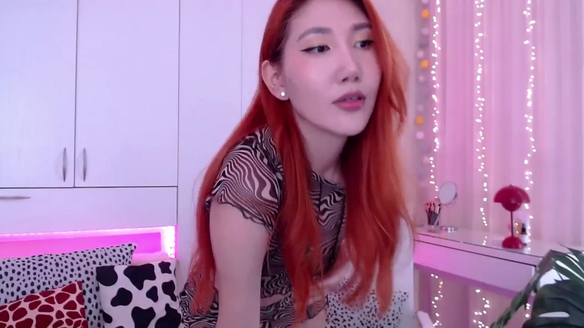 Gallery image thumbnail from Alice_Queen's myfreecams stream on, 04/29/2024, 09:48 image 6 of 20