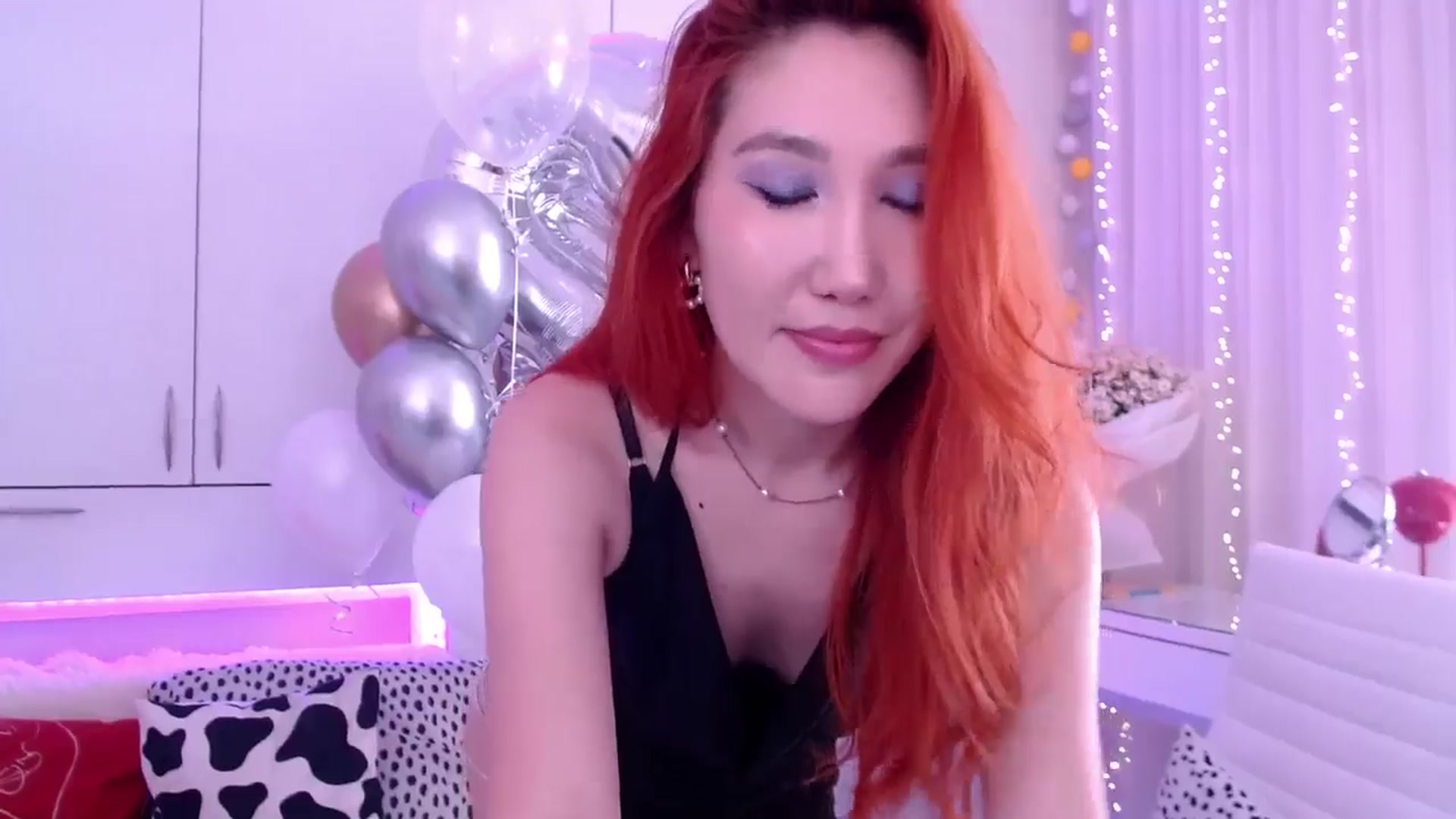 Gallery image thumbnail from Alice_Queen's myfreecams stream on, 05/04/2024, 10:32 image 18 of 20