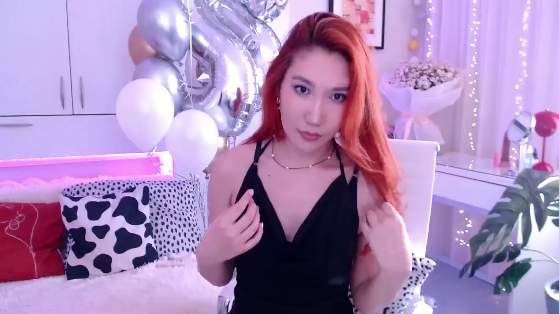 Gallery image thumbnail from Alice_Queen's myfreecams stream on, 05/04/2024, 10:32 image 12 of 20