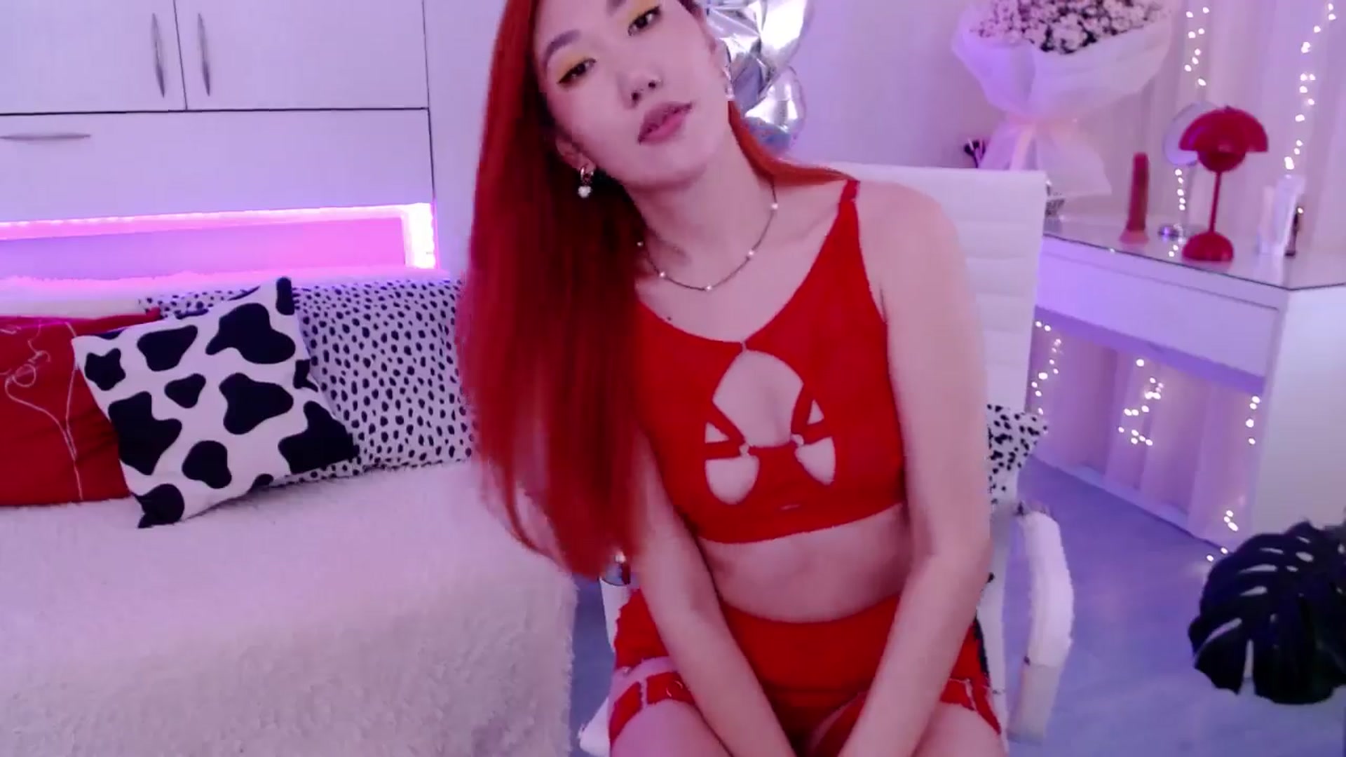 Gallery image thumbnail from Alice_Queen's myfreecams stream on, 05/05/2024, 09:08 image 7 of 20