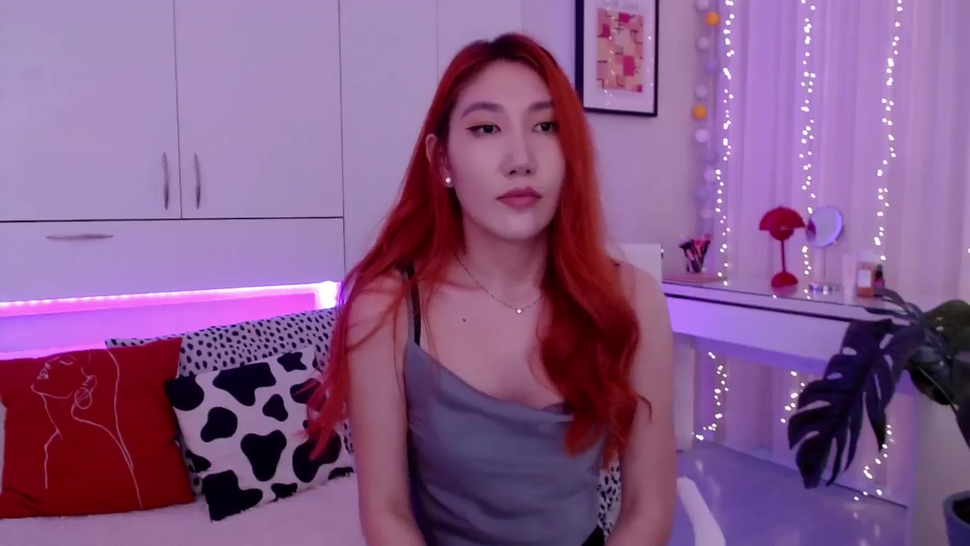 Gallery image thumbnail from Alice_Queen's myfreecams stream on, 05/12/2024, 09:39 image 13 of 20