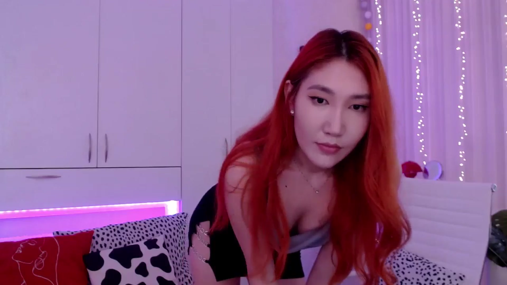 Gallery image thumbnail from Alice_Queen's myfreecams stream on, 05/12/2024, 09:39 image 12 of 20