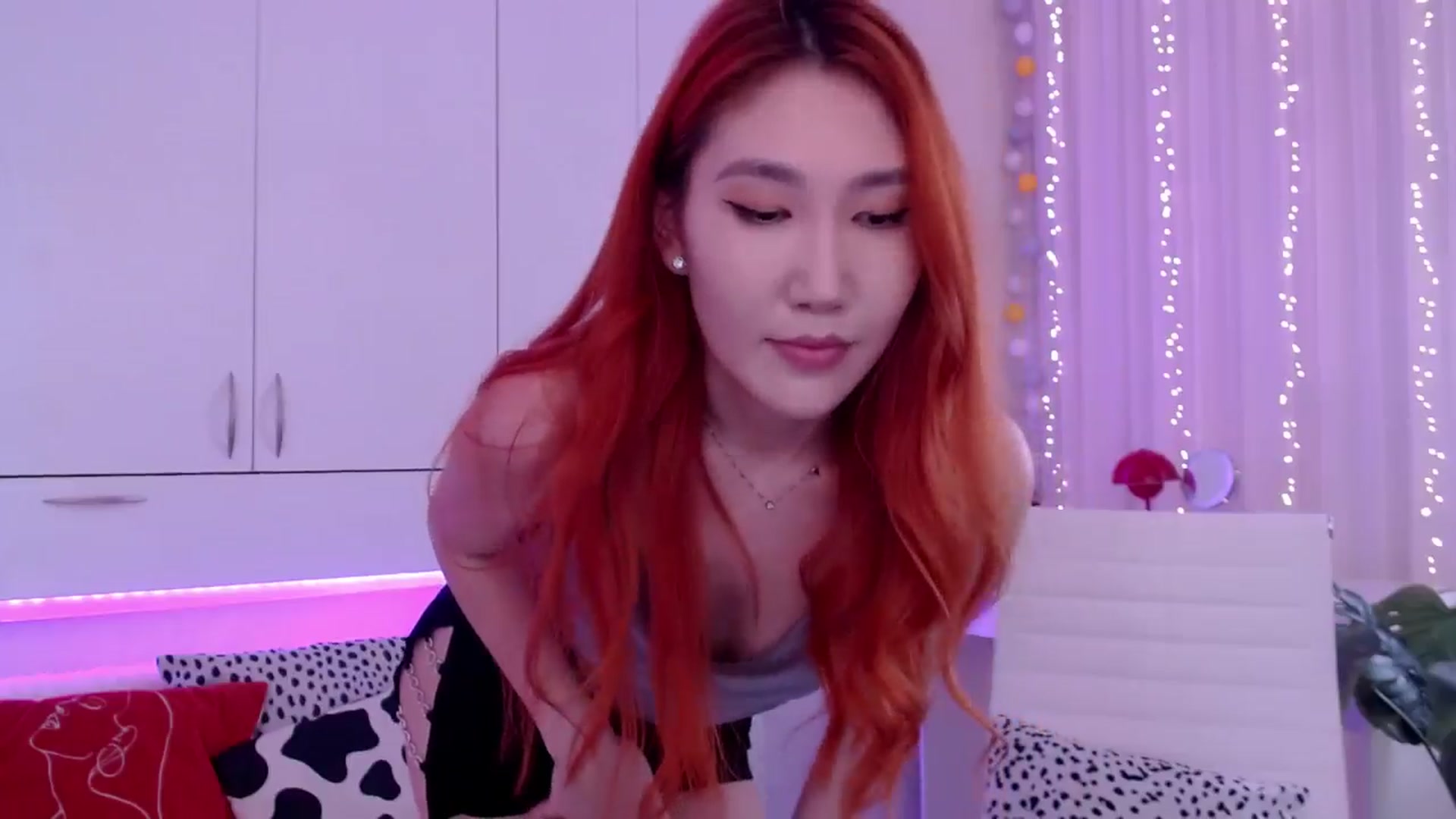 Gallery image thumbnail from Alice_Queen's myfreecams stream on, 05/12/2024, 10:06 image 14 of 20