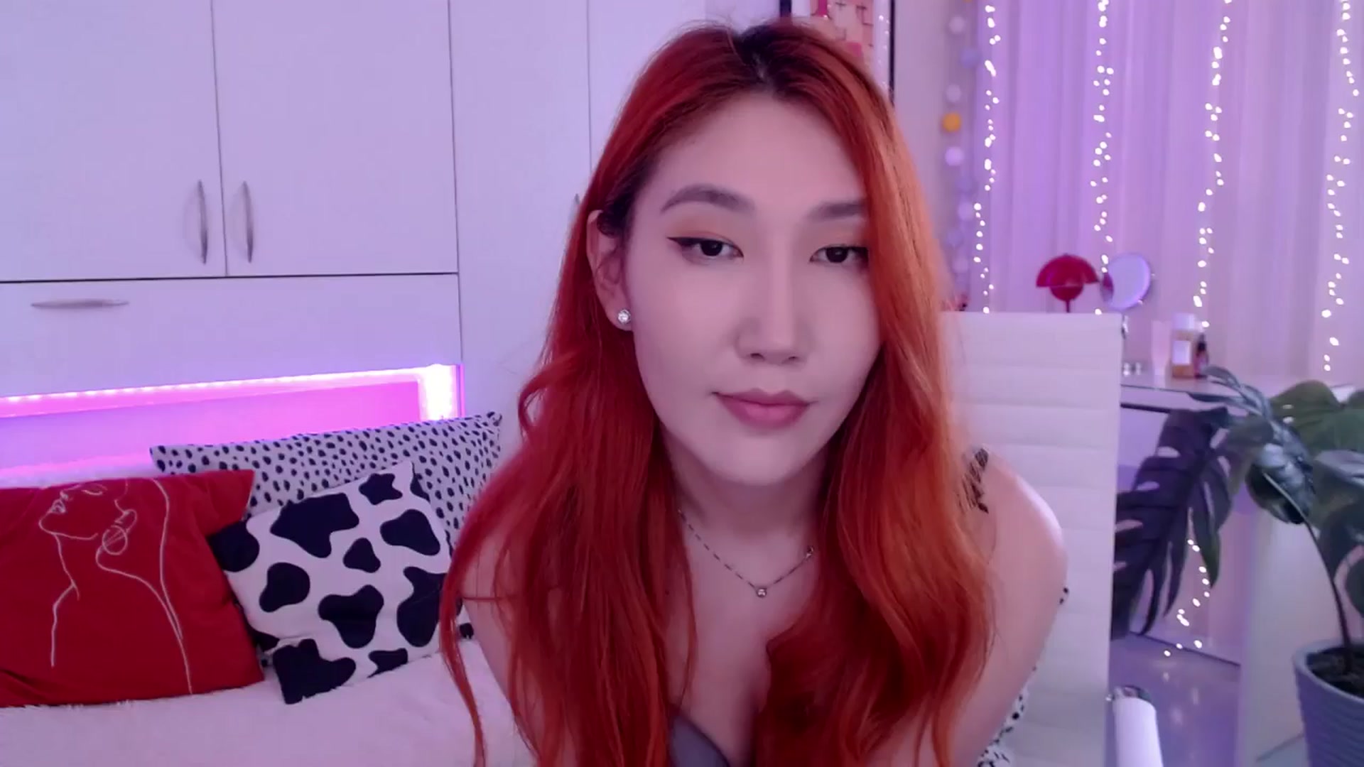 Gallery image thumbnail from Alice_Queen's myfreecams stream on, 05/12/2024, 10:06 image 18 of 20