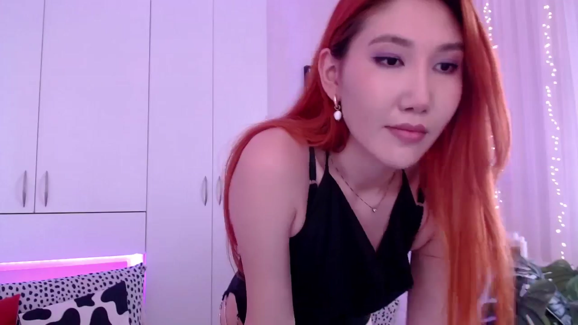 Gallery image thumbnail from Alice_Queen's myfreecams stream on, 05/17/2024, 10:12 image 17 of 20