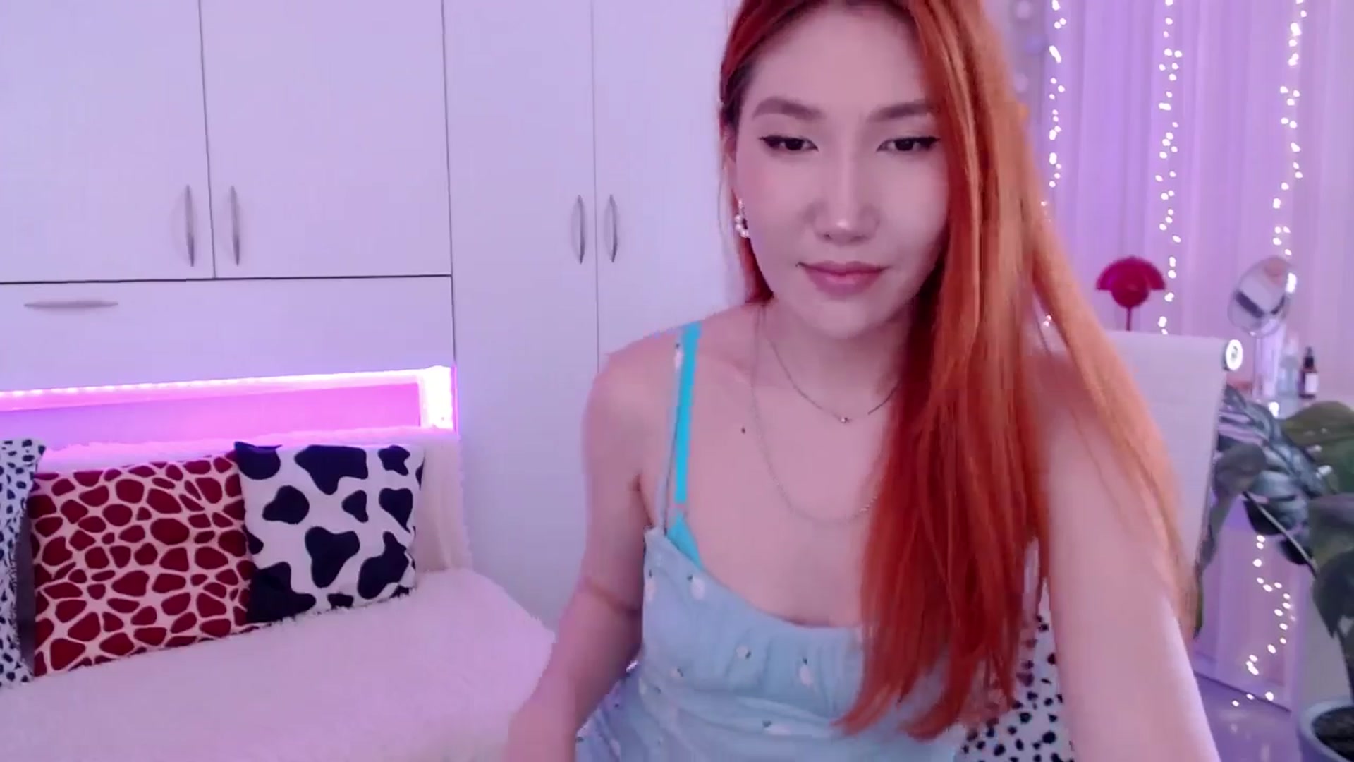 Gallery image thumbnail from Alice_Queen's myfreecams stream on, 05/18/2024, 08:23 image 18 of 20