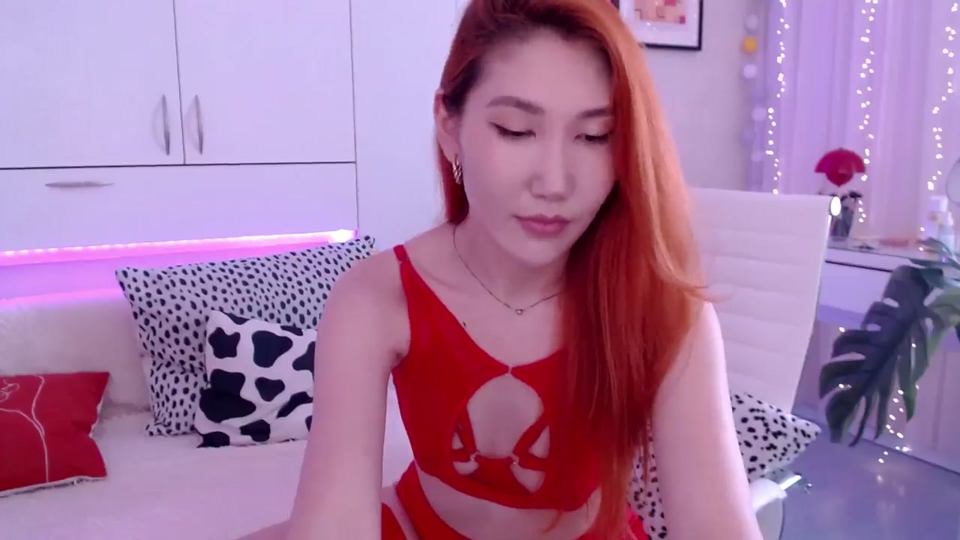 Gallery image thumbnail from Alice_Queen's myfreecams stream on, 05/19/2024, 09:01 image 6 of 20