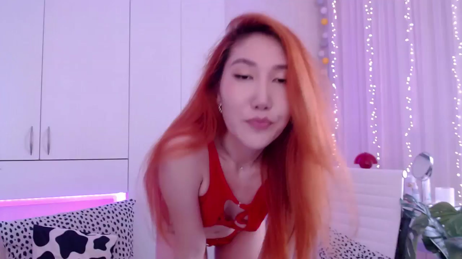 Gallery image thumbnail from Alice_Queen's myfreecams stream on, 05/19/2024, 10:26 image 4 of 20