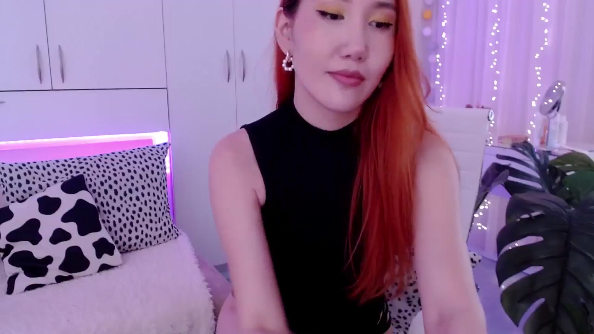 Gallery image thumbnail from Alice_Queen's myfreecams stream on, 05/20/2024, 08:22 image 19 of 20