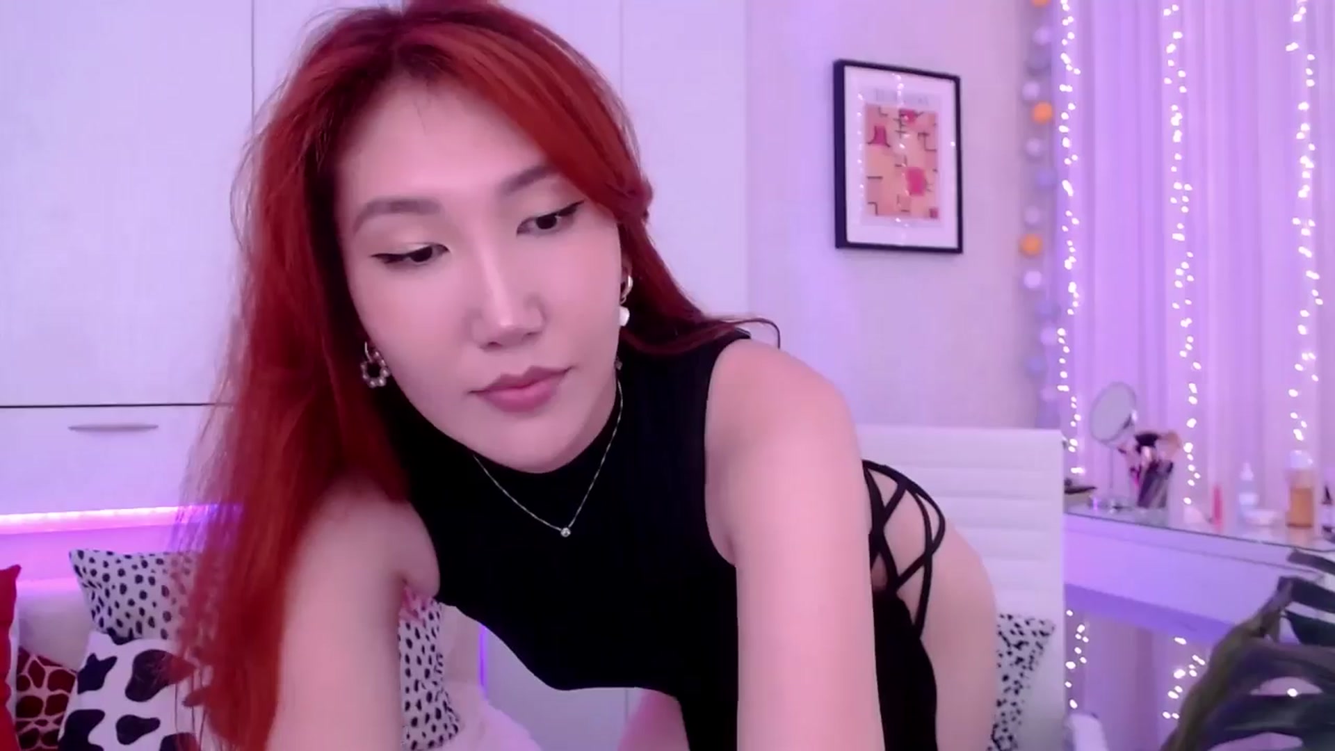 Gallery image thumbnail from Alice_Queen's myfreecams stream on, 05/24/2024, 08:11 image 7 of 20