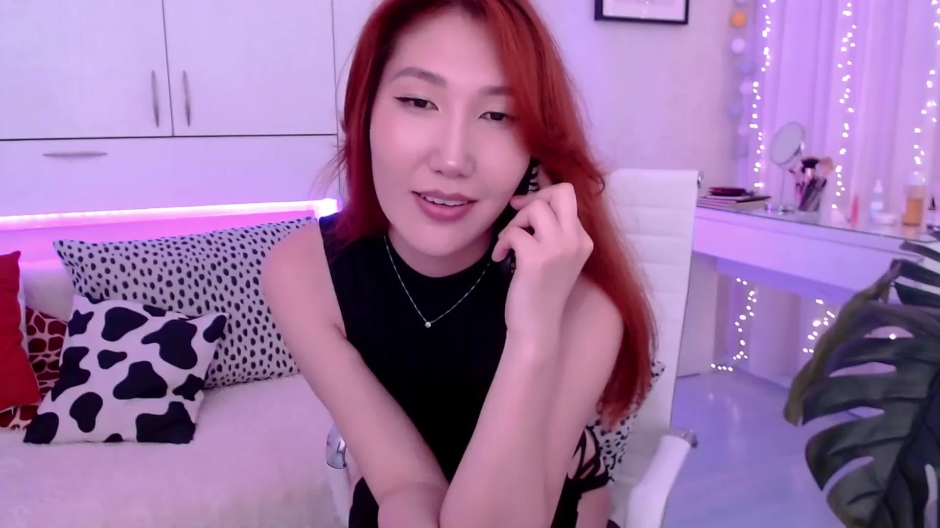 Gallery image thumbnail from Alice_Queen's myfreecams stream on, 05/24/2024, 08:11 image 4 of 20