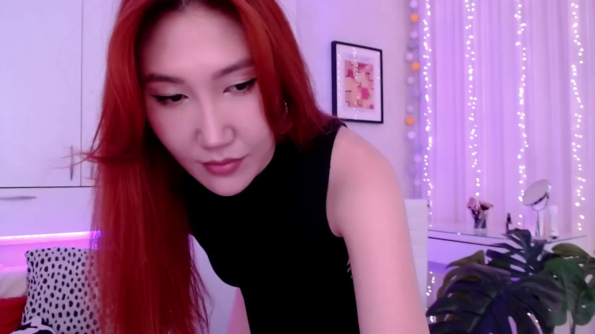 Gallery image thumbnail from Alice_Queen's myfreecams stream on, 05/26/2024, 08:02 image 9 of 20