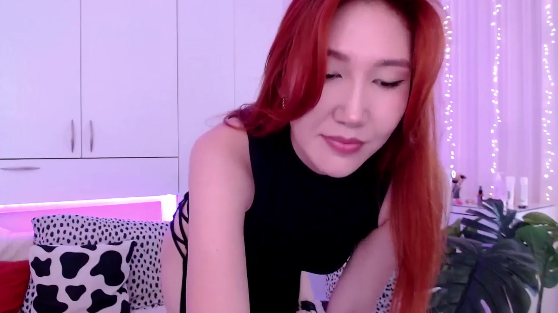 Gallery image thumbnail from Alice_Queen's myfreecams stream on, 05/26/2024, 09:01 image 13 of 20