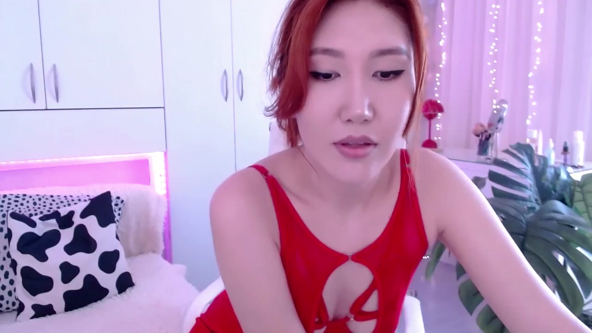 Gallery image thumbnail from Alice_Queen's myfreecams stream on, 05/27/2024, 09:59 image 8 of 20